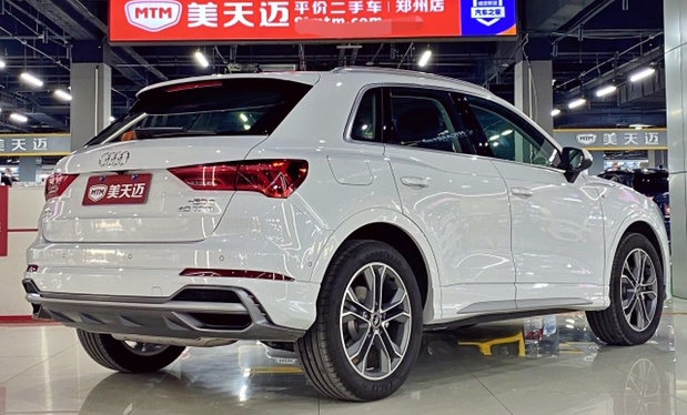 奧迪q3 2021款 40 tfsi 時尚動感型