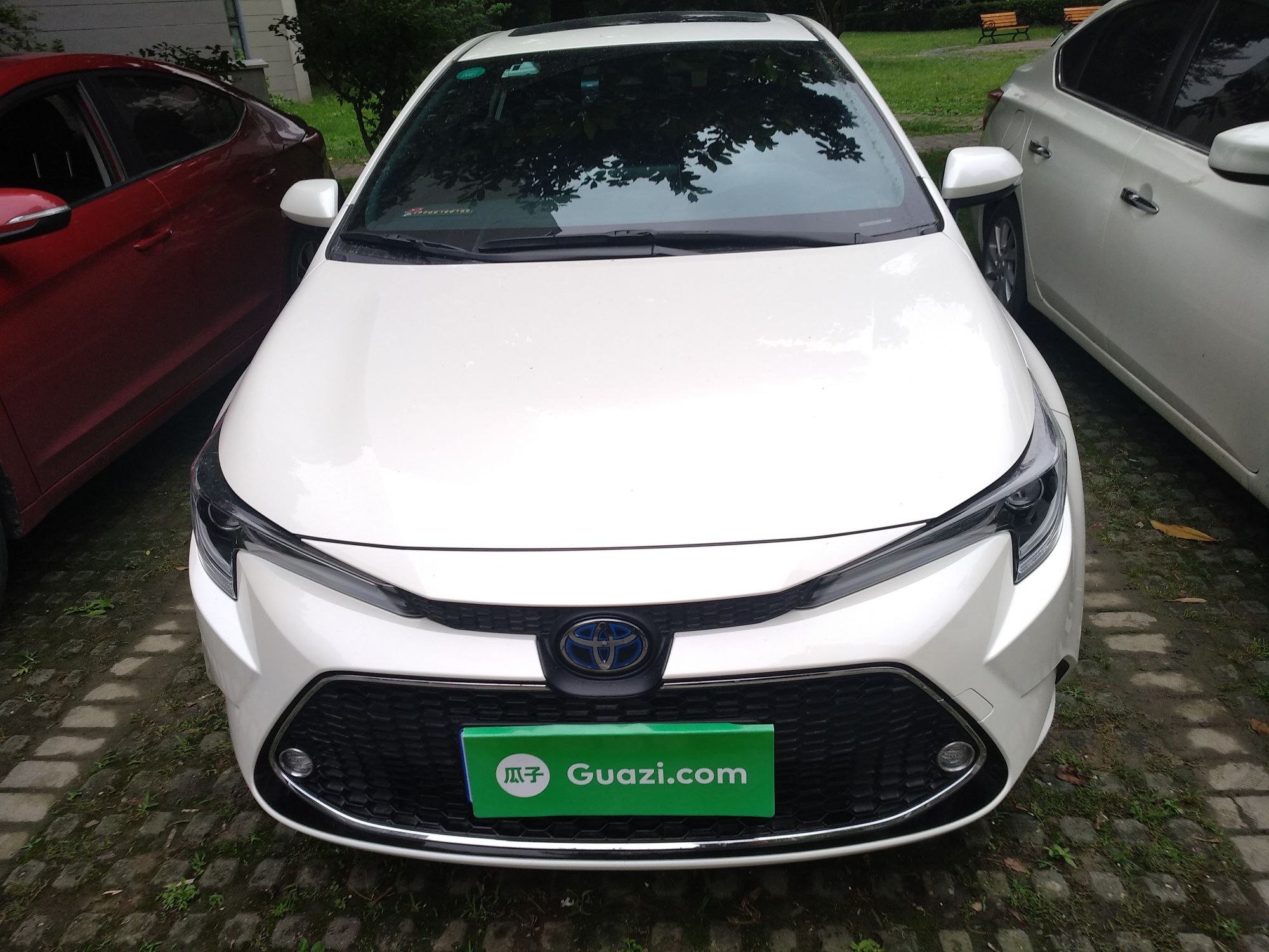 丰田雷凌 双擎 2019款 1.8l 自动 运动版 (国Ⅵ)