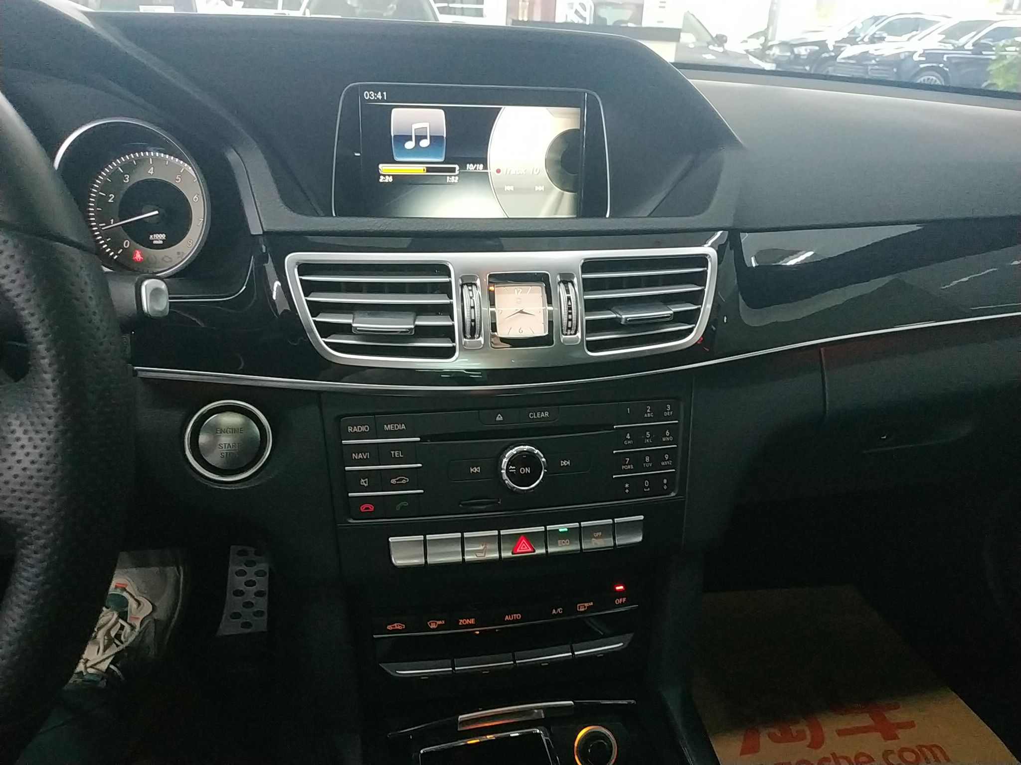 奔驰E级 E260L 2015款 2.0T 自动 汽油 改款 (国Ⅴ) 