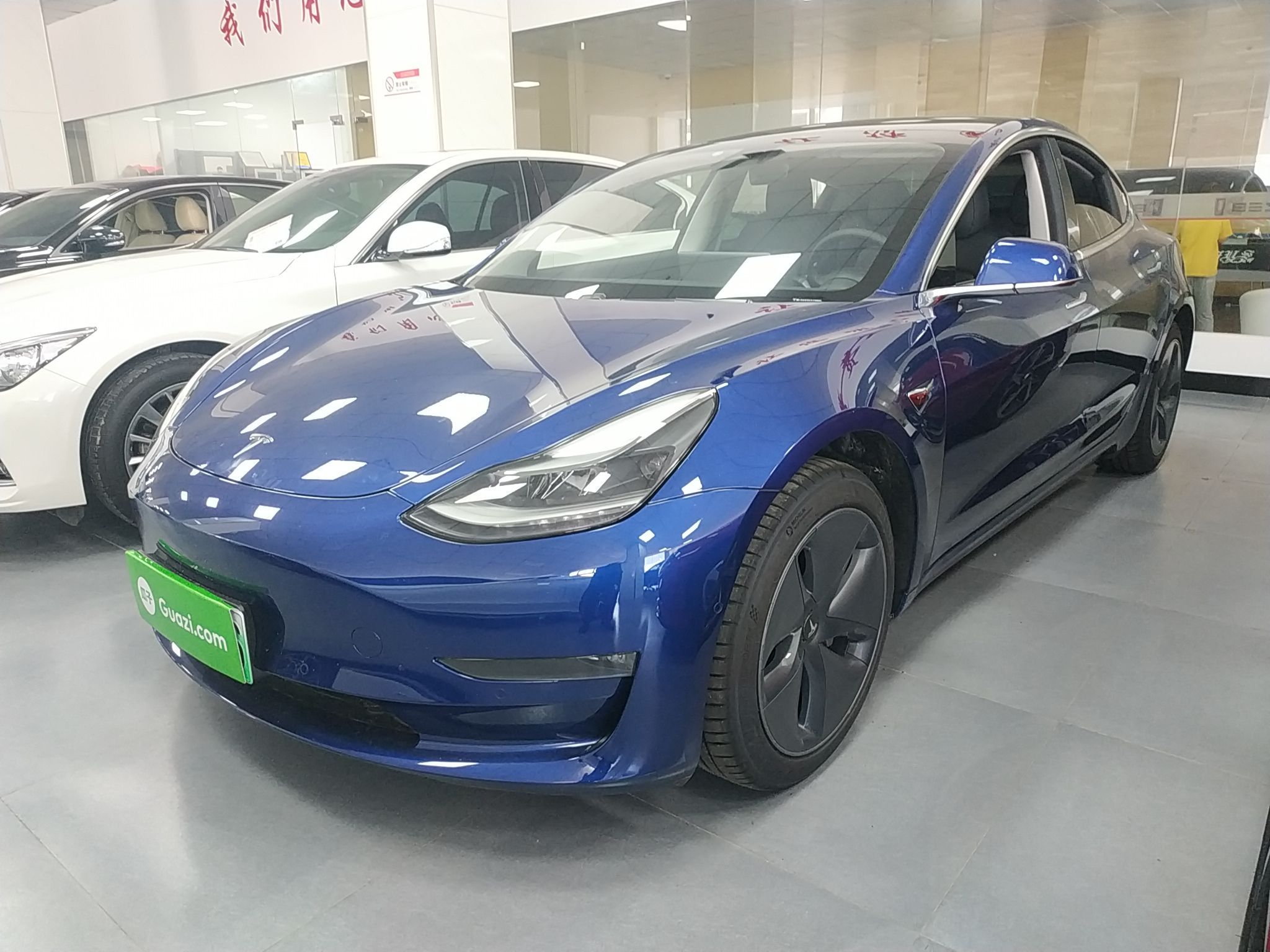 特斯拉MODEL 3 2020款 自动 改款长续航后轮驱动版 纯电动 