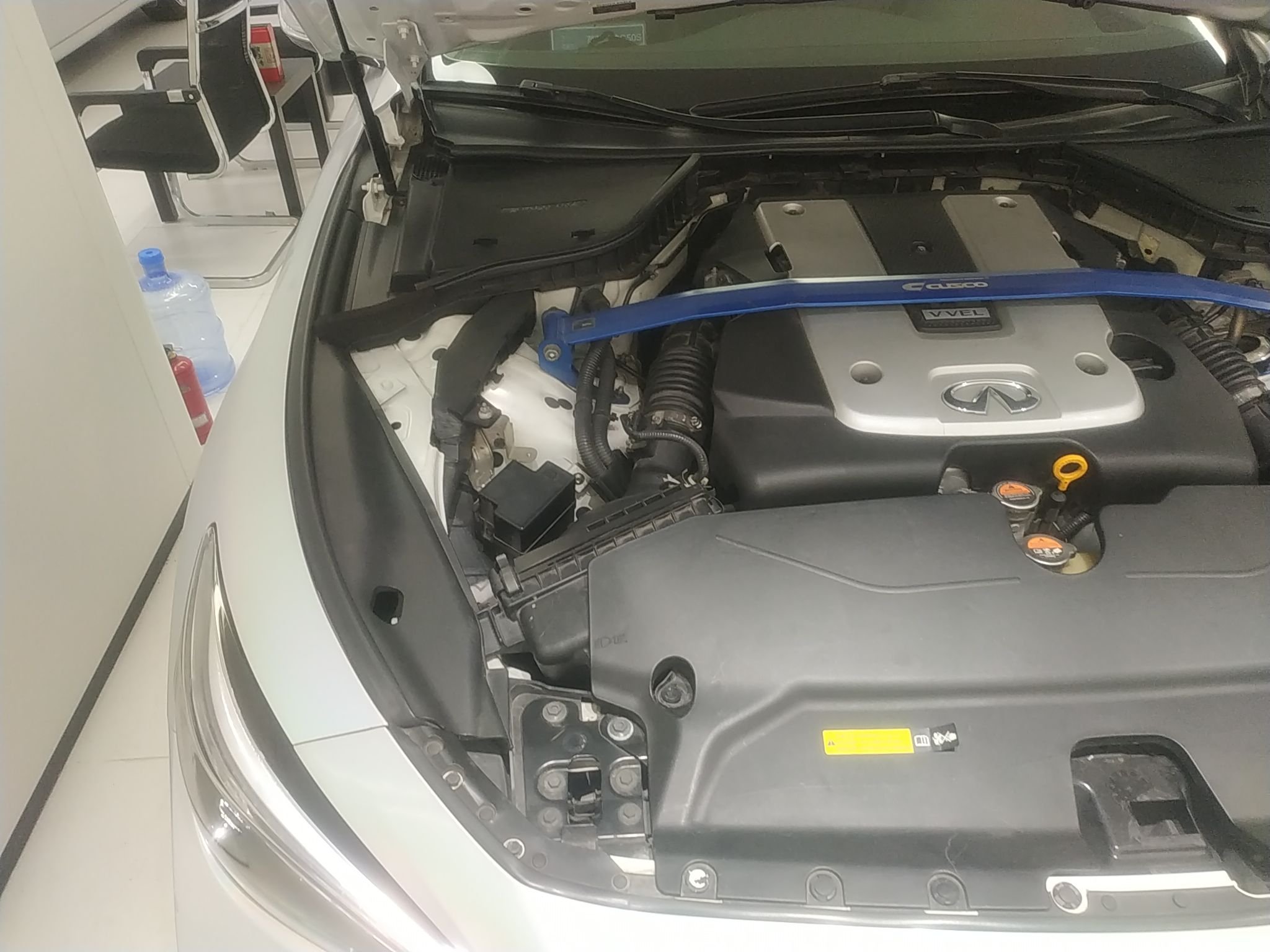 英菲尼迪Q50 [进口] 2014款 3.7L 自动 豪华版 (欧Ⅴ) 