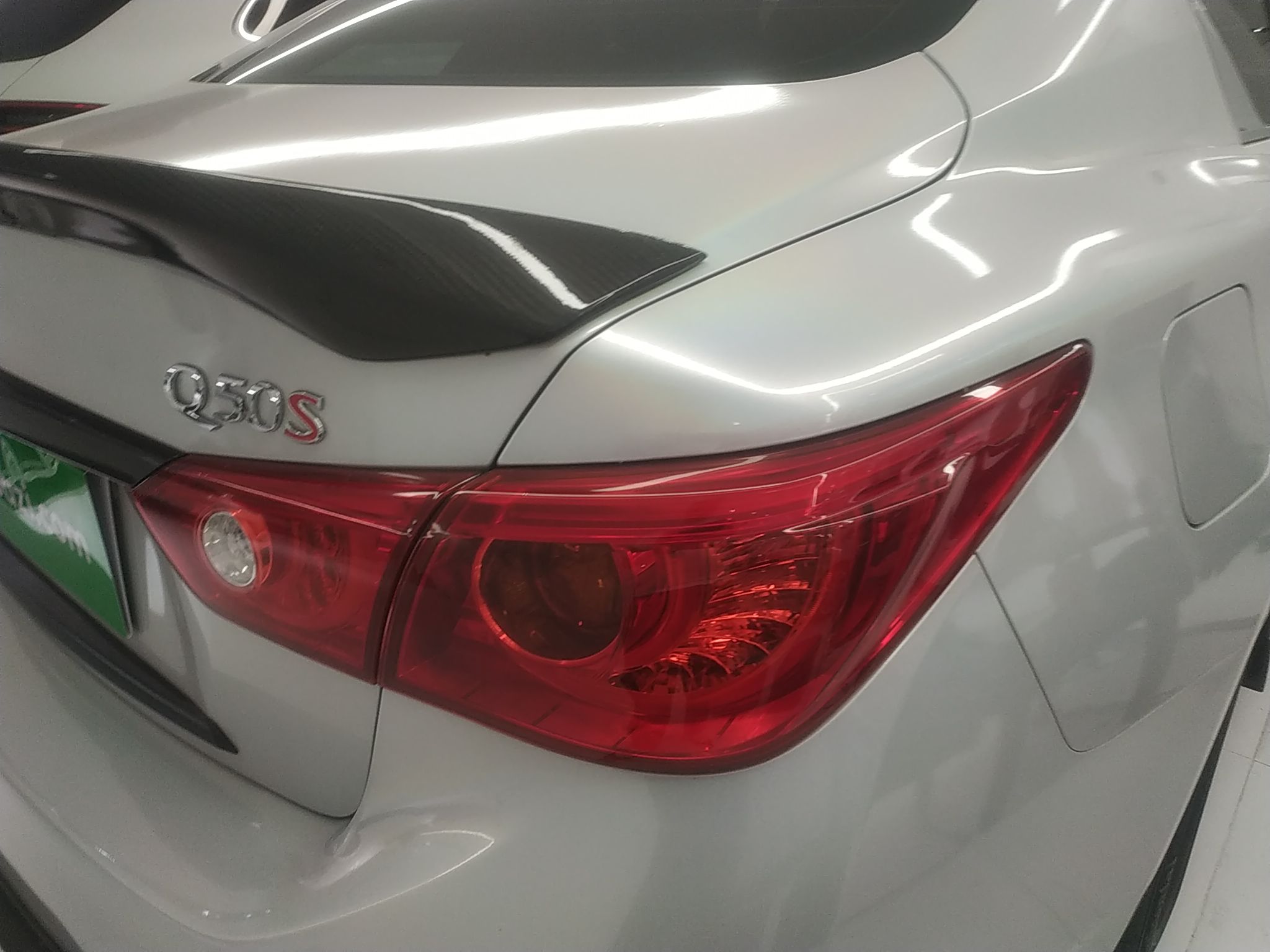 英菲尼迪Q50 [进口] 2014款 3.7L 自动 豪华版 (欧Ⅴ) 