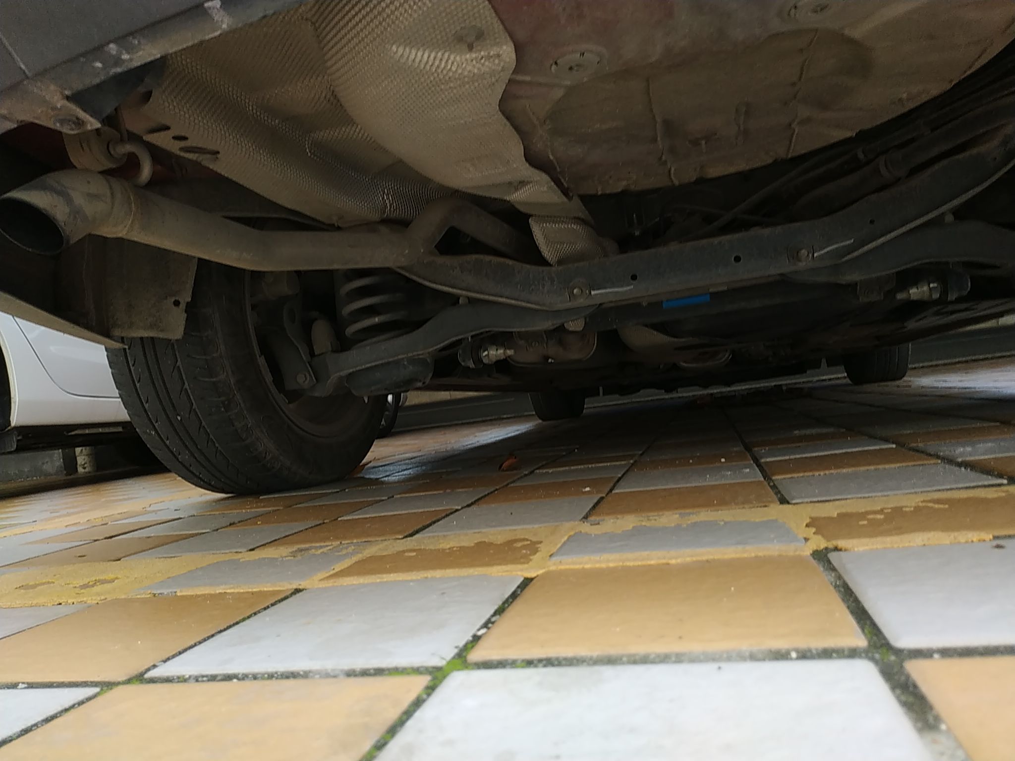 福特福克斯2015款10t自动4门5座三厢车超能风尚型国Ⅴ