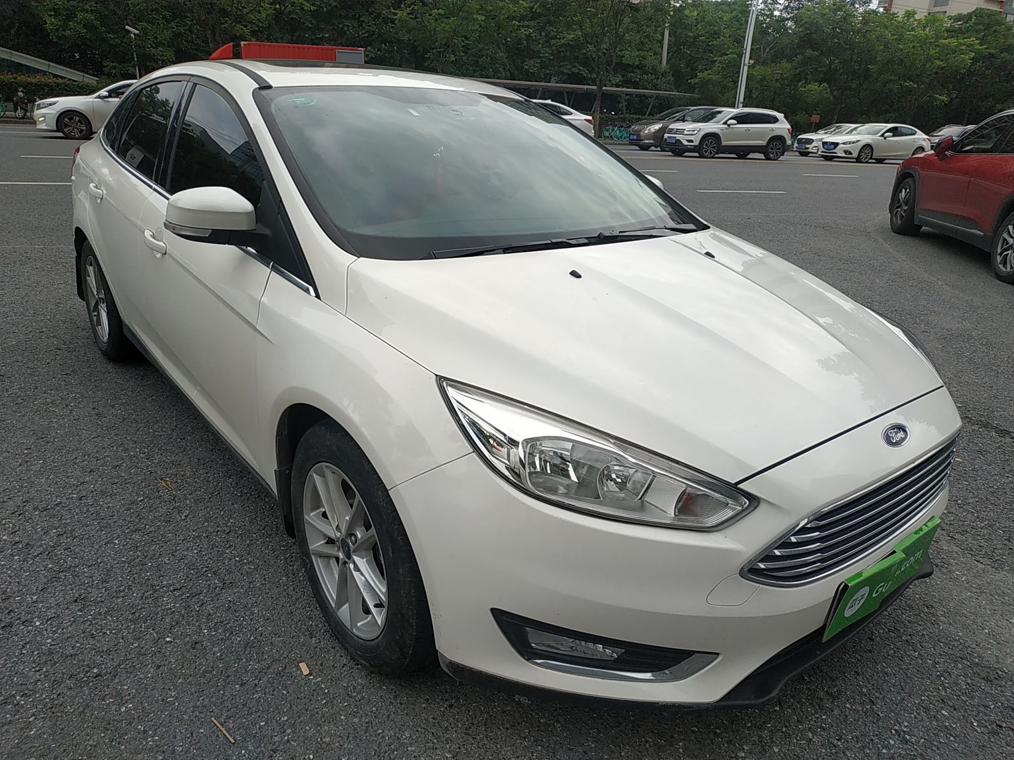 福特福克斯2018款15t自动4门5座三厢车ecoboost180精英型国Ⅴ