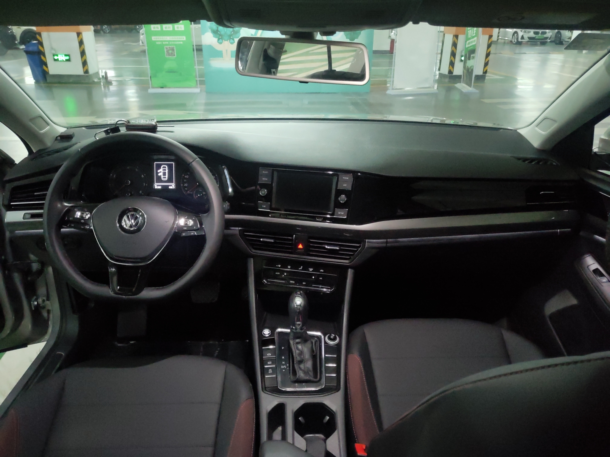 大众宝来2020款15l自动4门5座三厢车精英型国Ⅵ