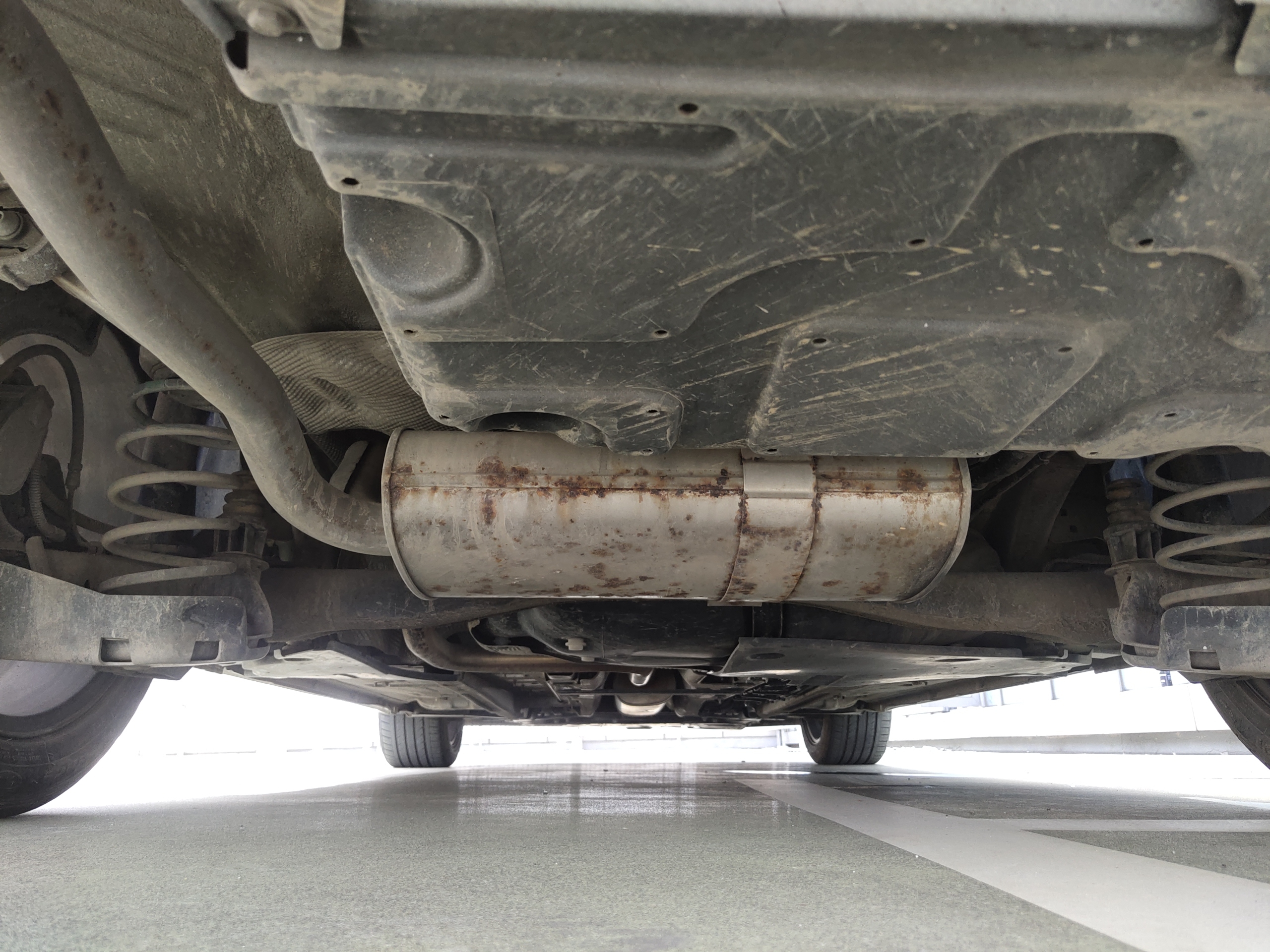 标致4082014款18l自动豪华版国Ⅴ