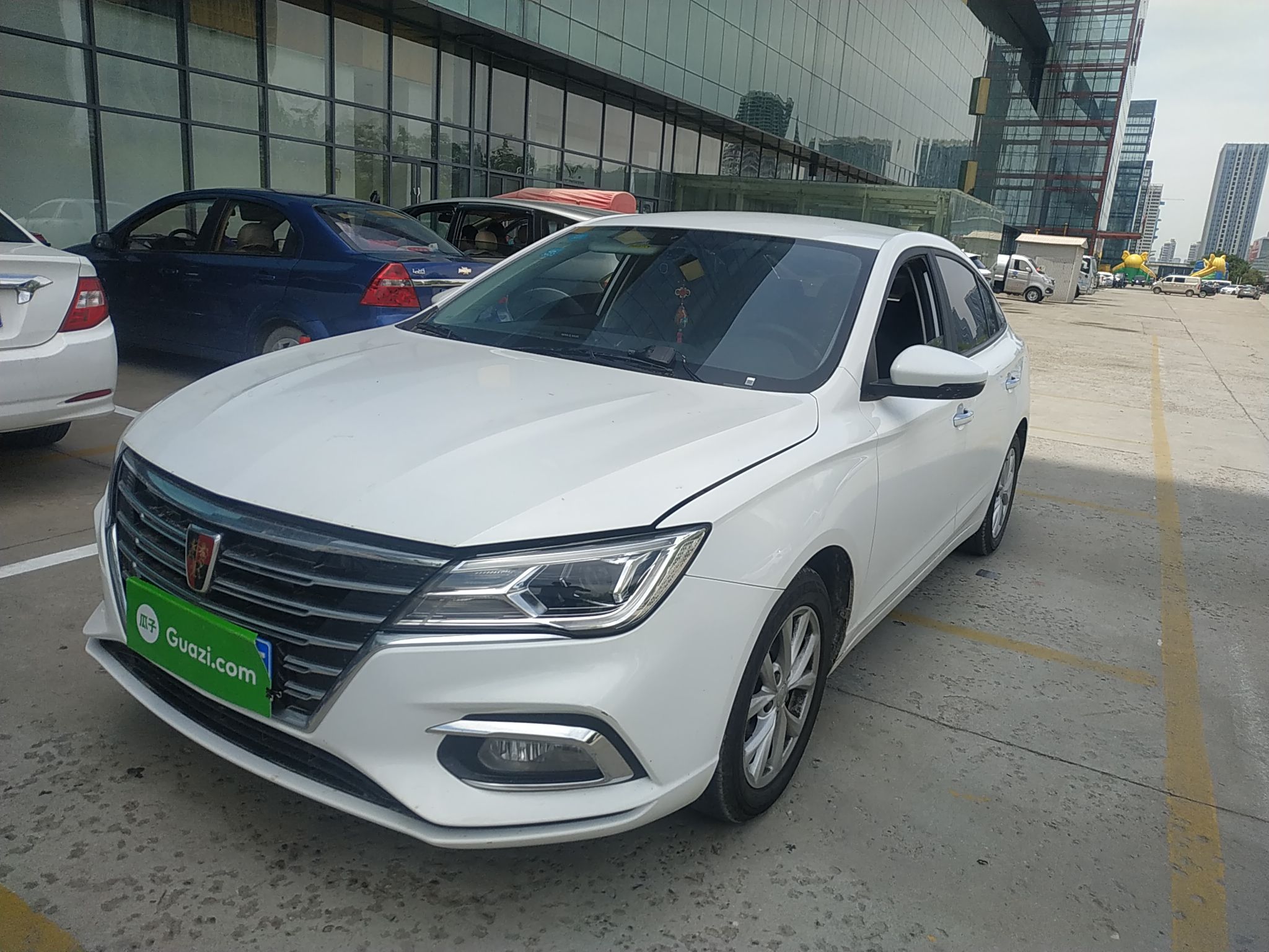 荣威i52020款15l手动4g互联领豪版国Ⅵ