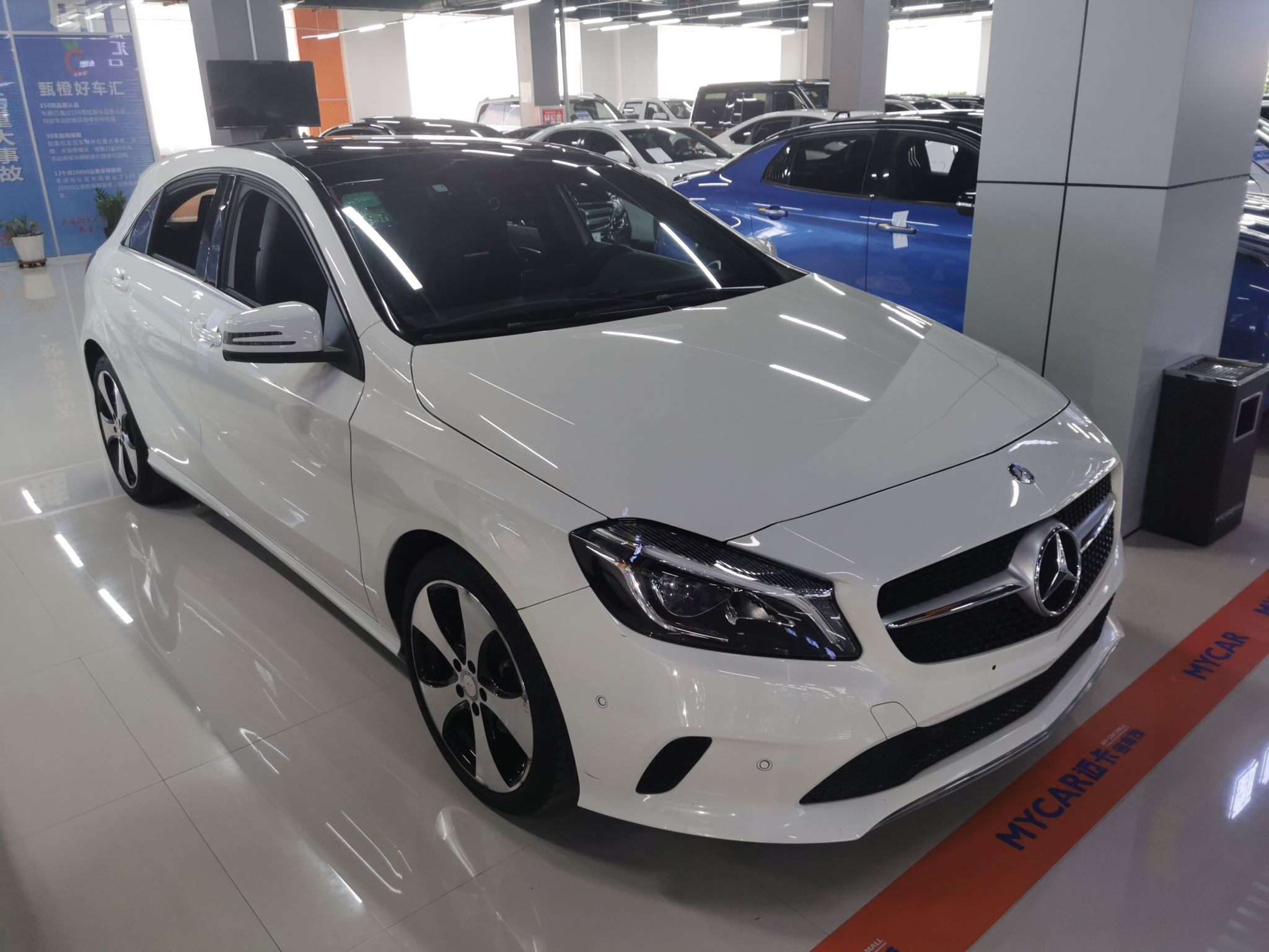 奔驰a级a200进口2017款16t自动汽油时尚型