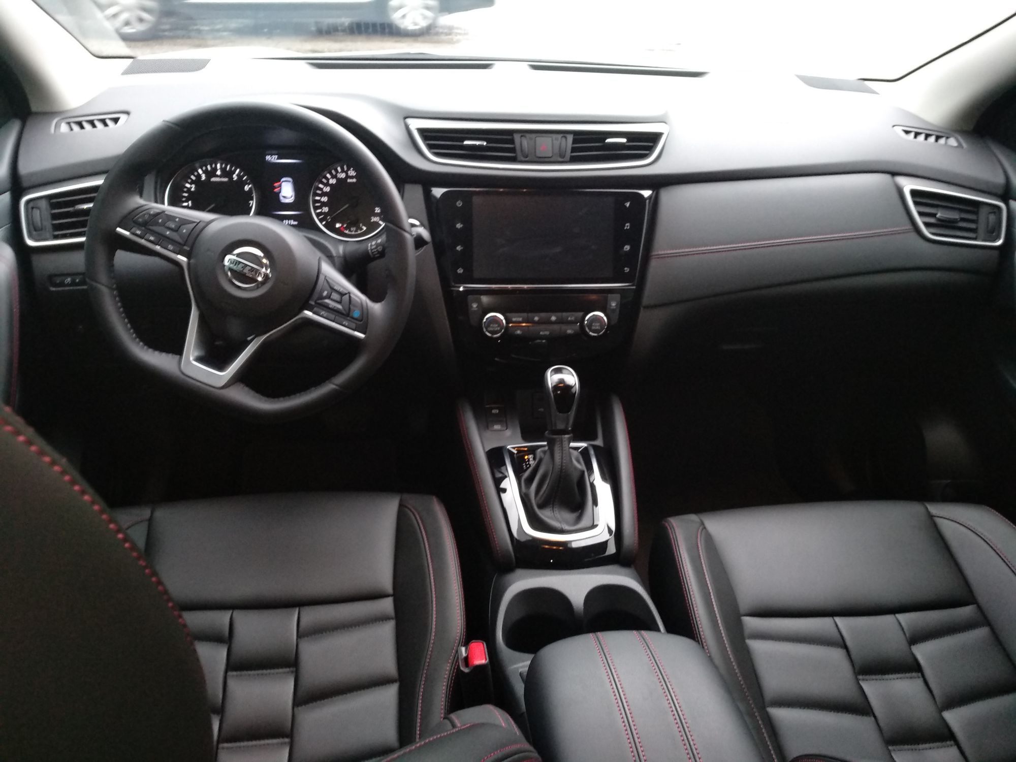 日产逍客2021款20l自动前驱旗舰版国Ⅵ