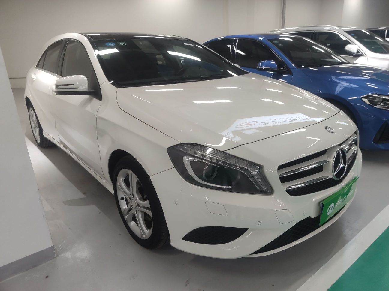 奔驰a180报价及图片(奔驰a180最低价14万)