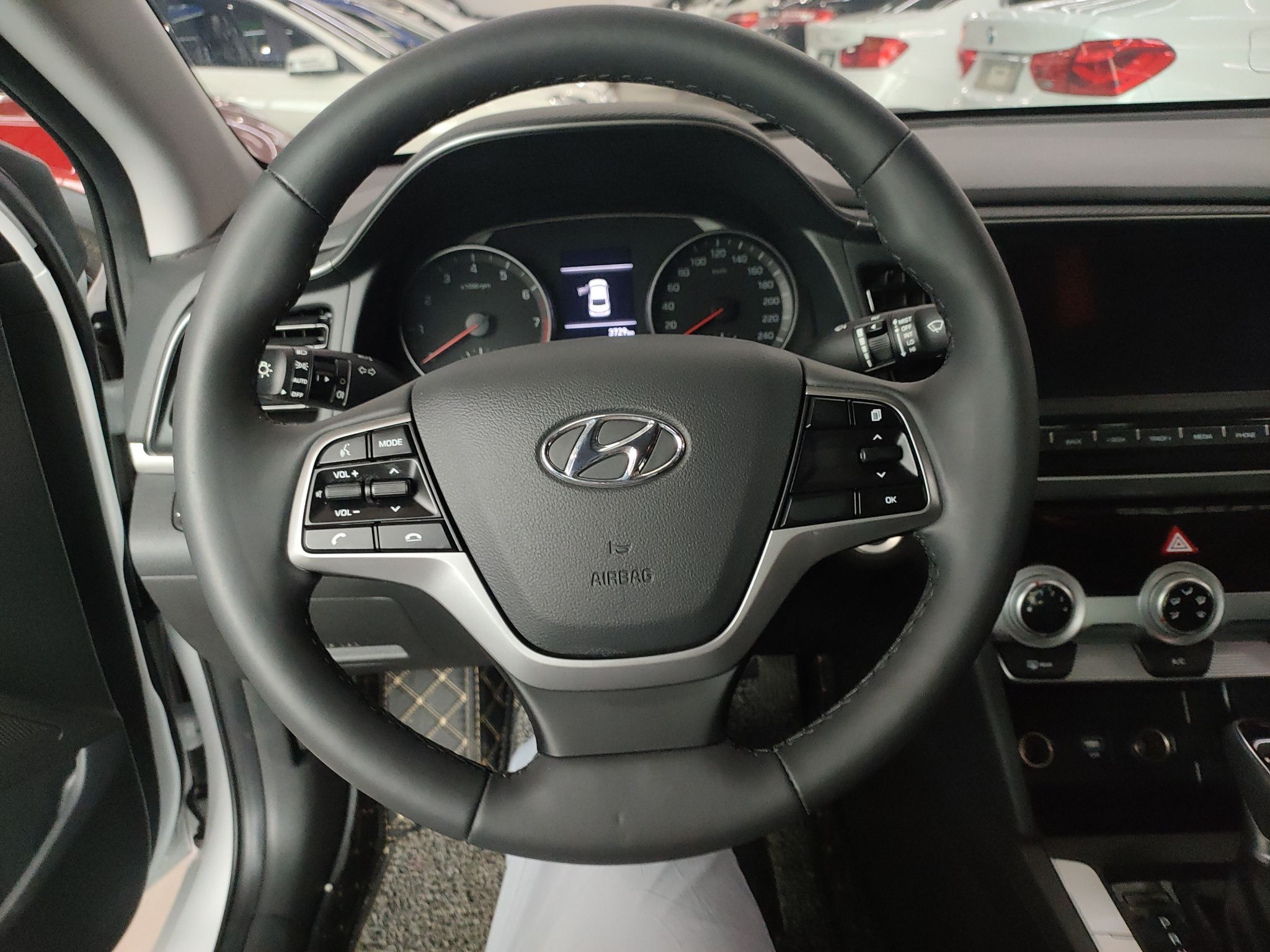 现代领动2020款15l自动智炫精英型国Ⅵ