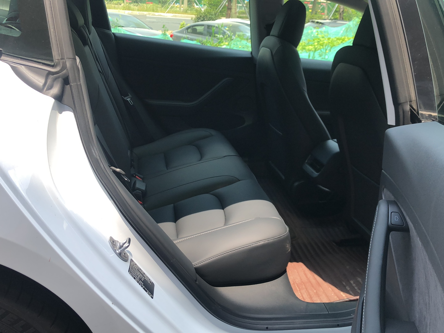 特斯拉model32021款自动标准续航升级版纯电动