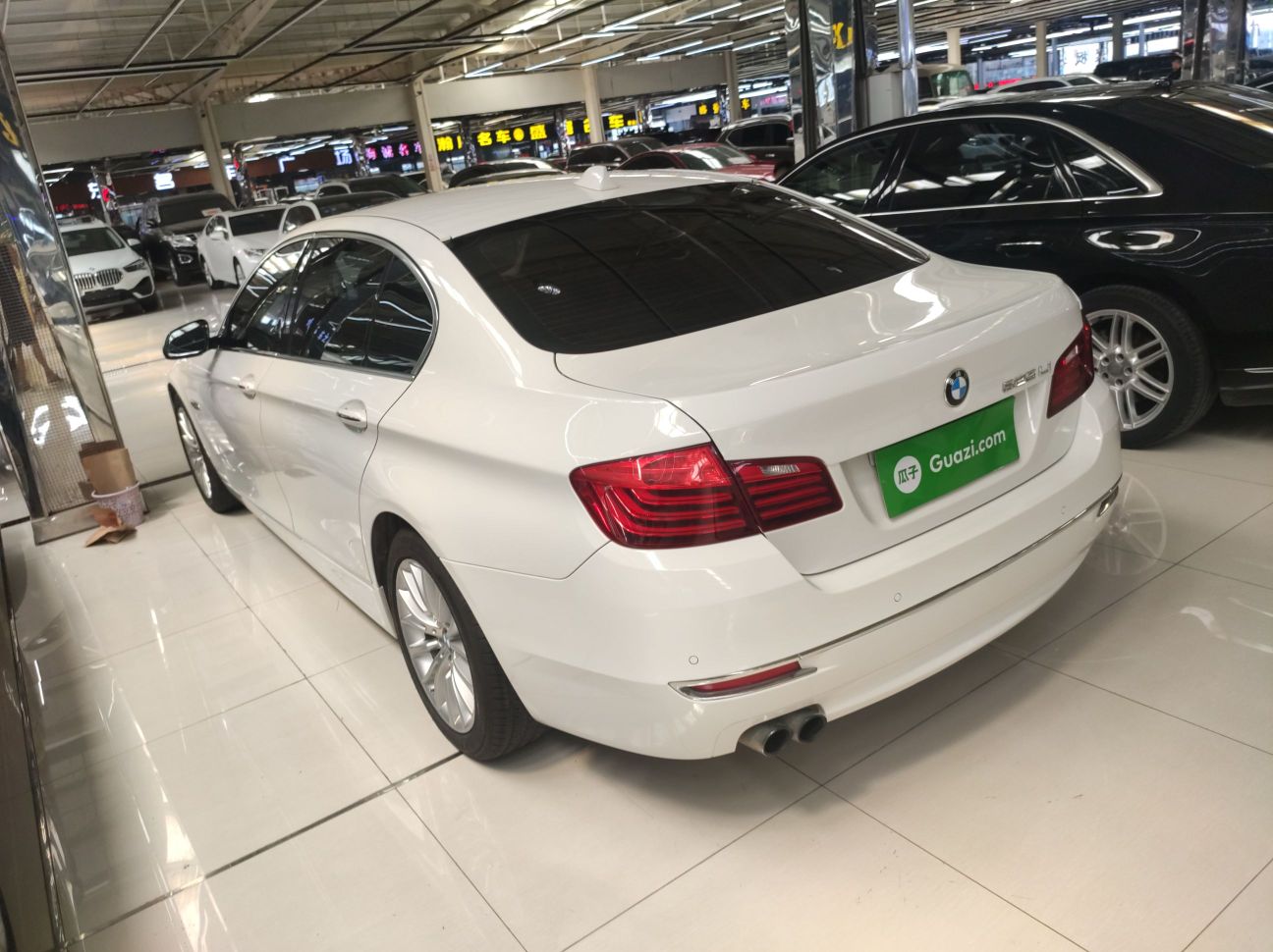 宝马5系 525Li 2014款 2.0T 自动 汽油 豪华设计套装 (国Ⅳ) 