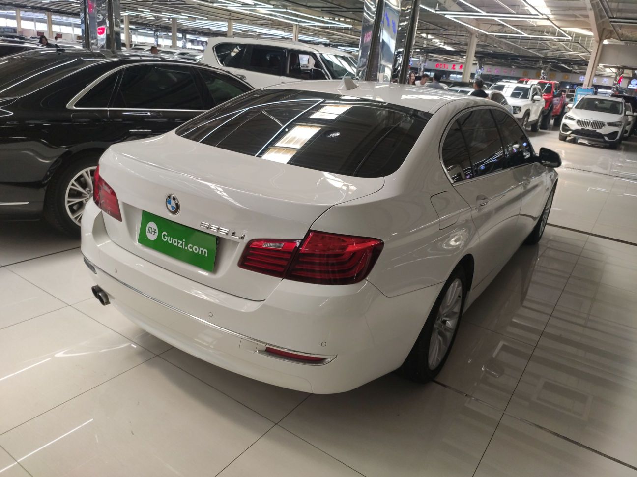 宝马5系 525Li 2014款 2.0T 自动 汽油 豪华设计套装 (国Ⅳ) 