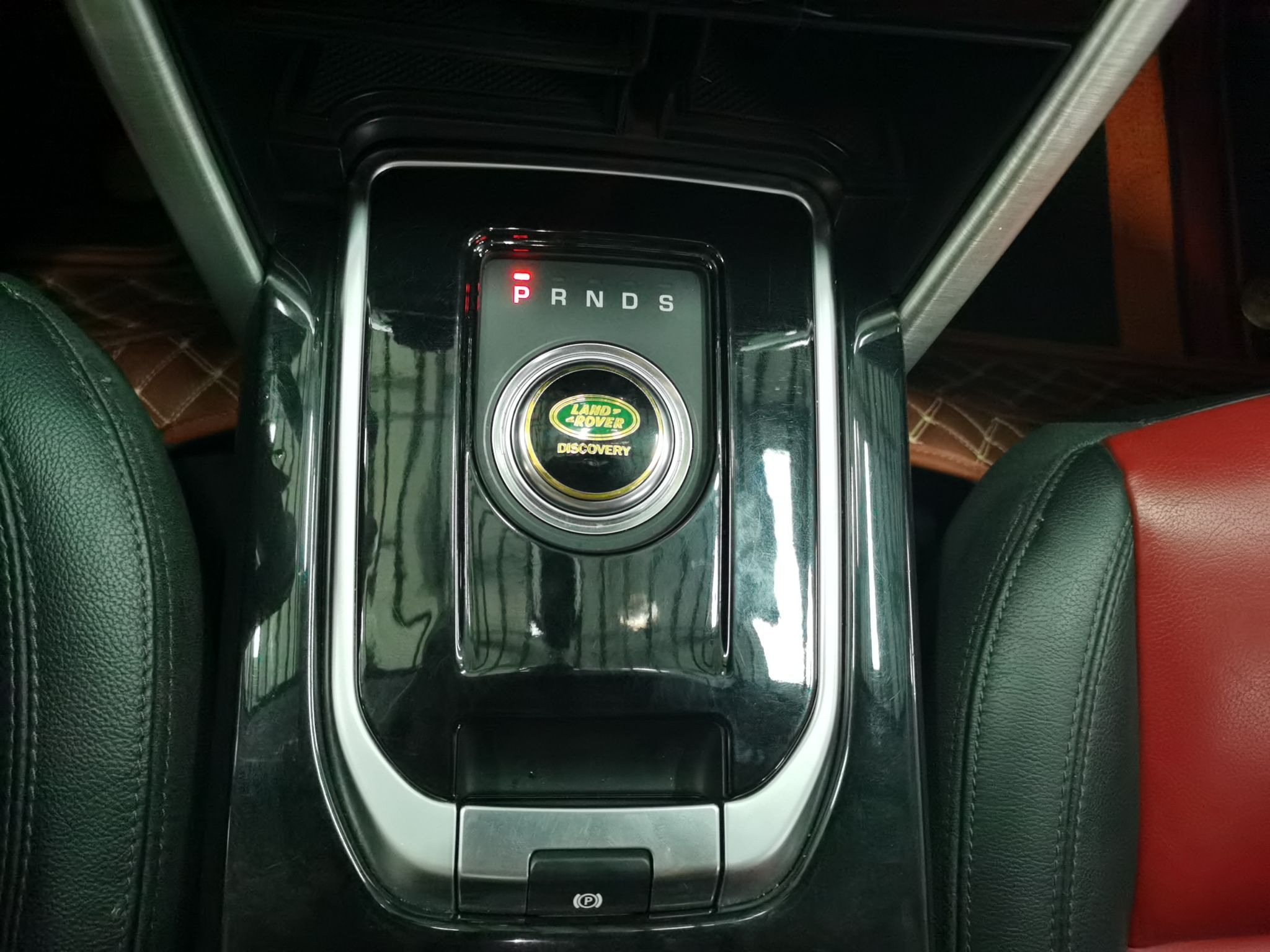 路虎发现神行 2019款 2.0T 自动 PURE版 (国Ⅴ) 