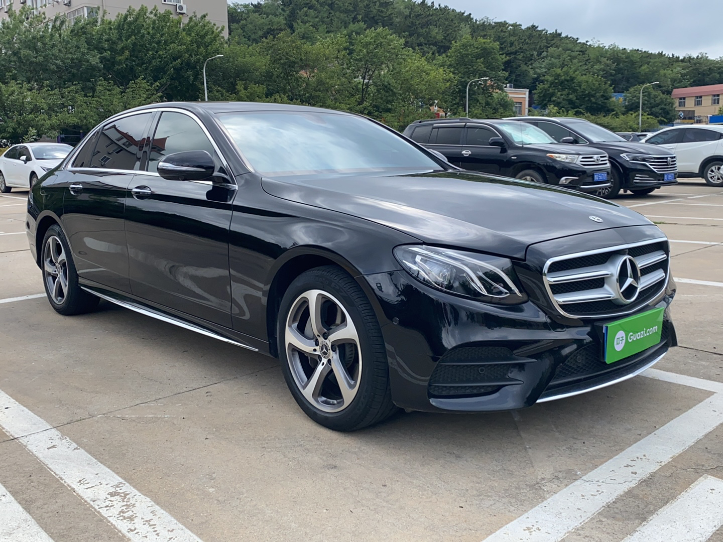 奔驰e级e300l2019款20t自动汽油运动豪华型国Ⅵ