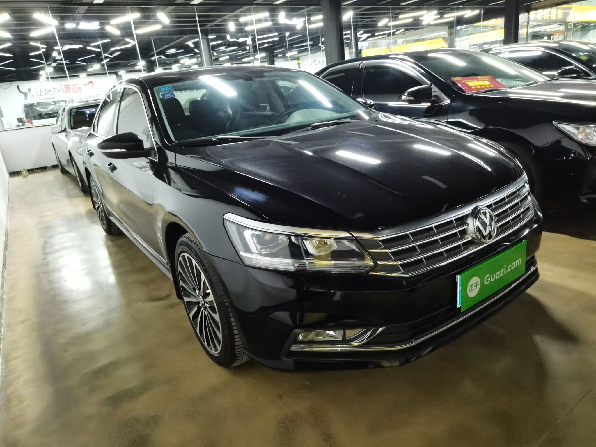 大众帕萨特 2016款 1.8t 自动 汽油 330tsi御尊版 (国Ⅴ)