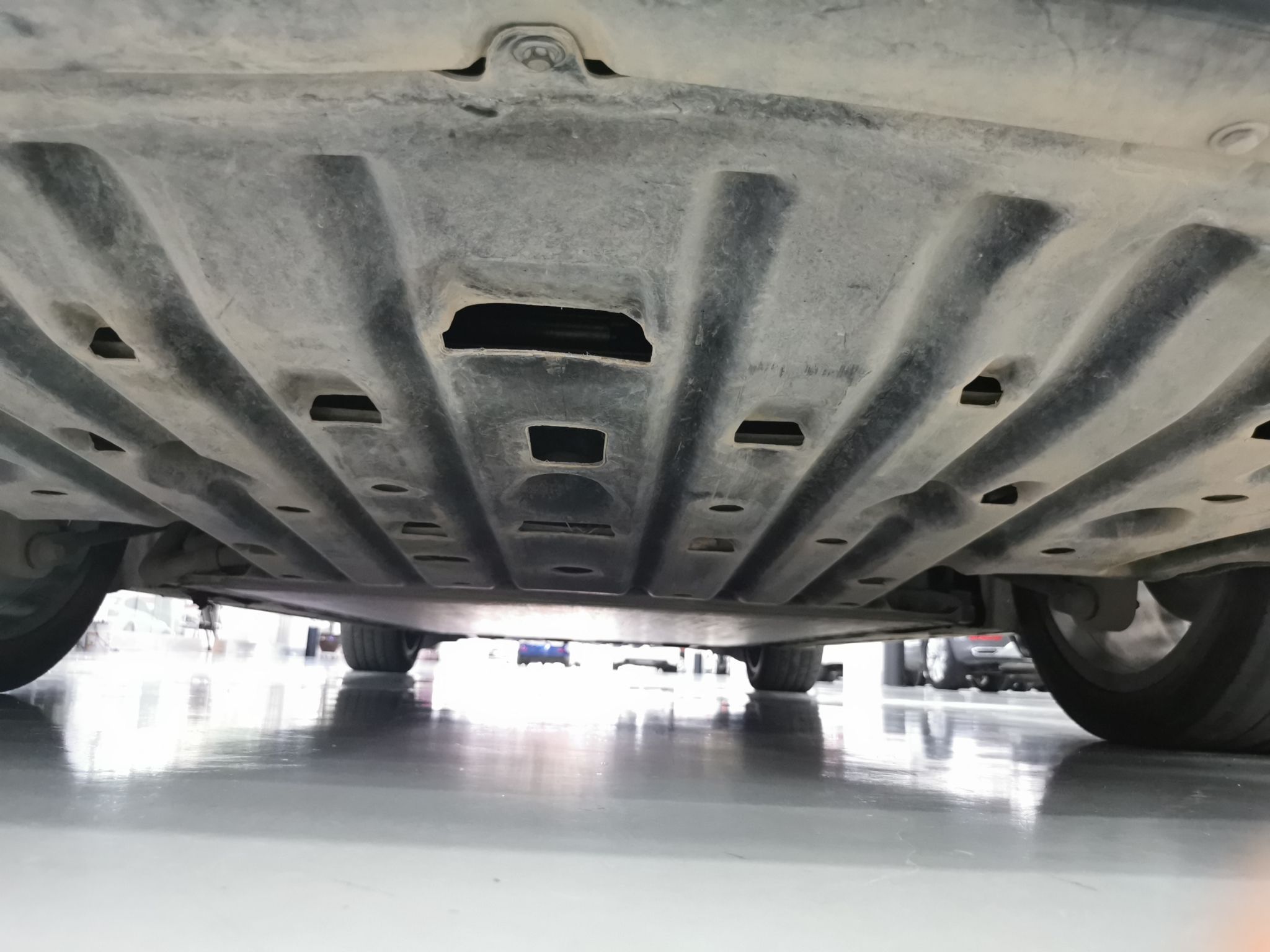 比亚迪汉ev2020款自动高性能版旗舰型纯电动