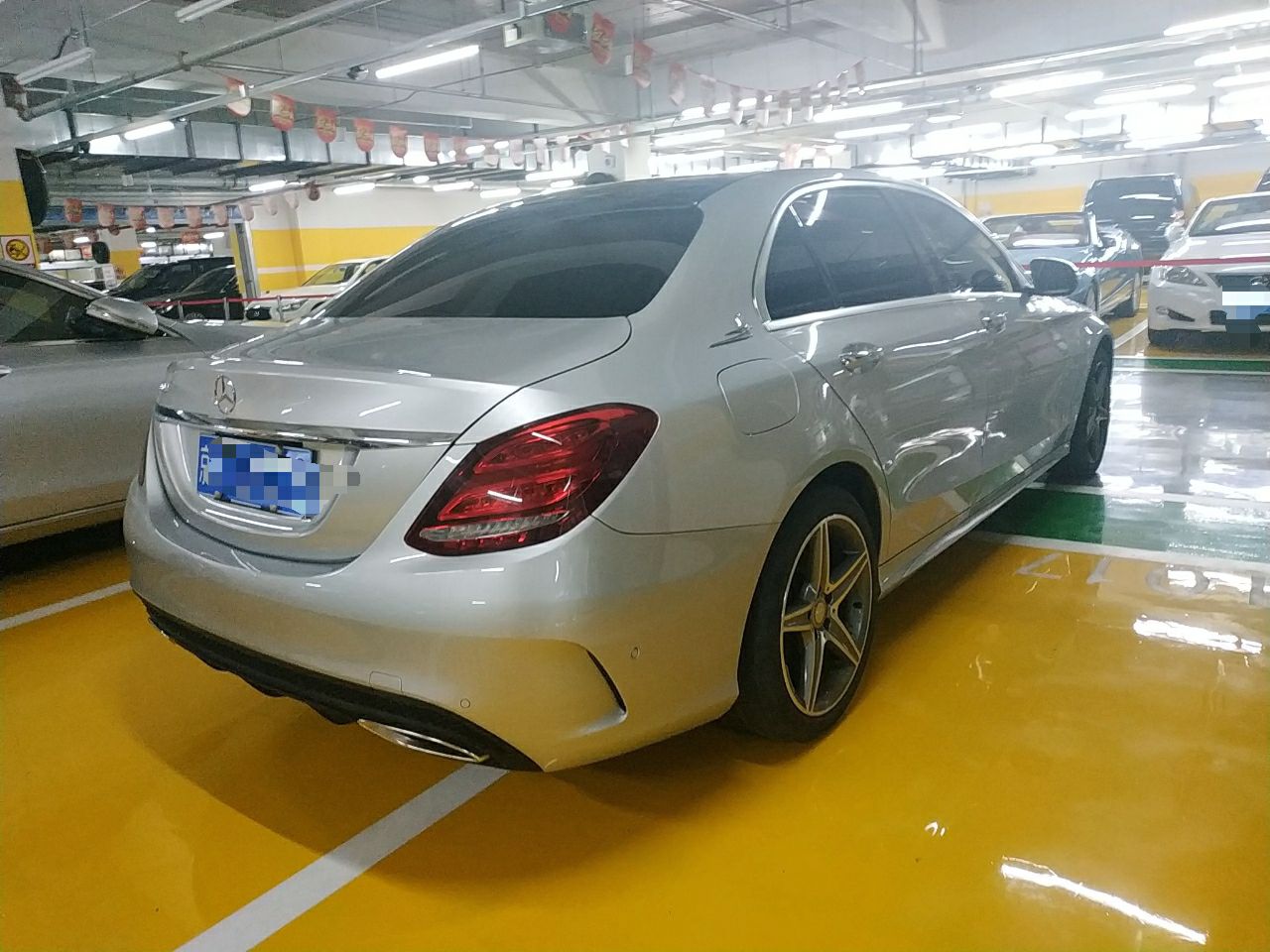 奔驰C级 C300L 2015款 2.0T 自动 运动型 (国Ⅴ) 