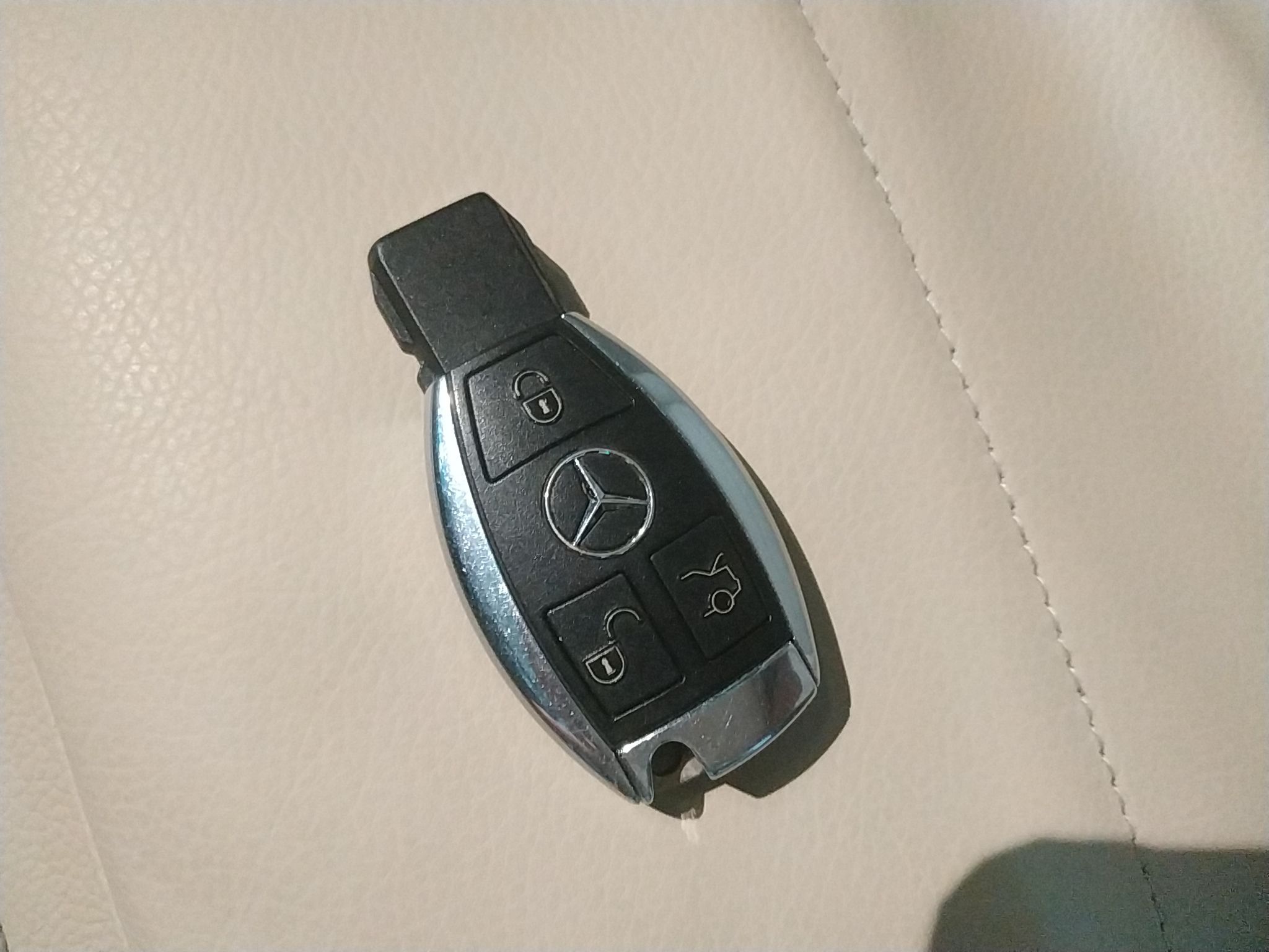 奔驰C级 C300L 2015款 2.0T 自动 运动型 (国Ⅴ) 