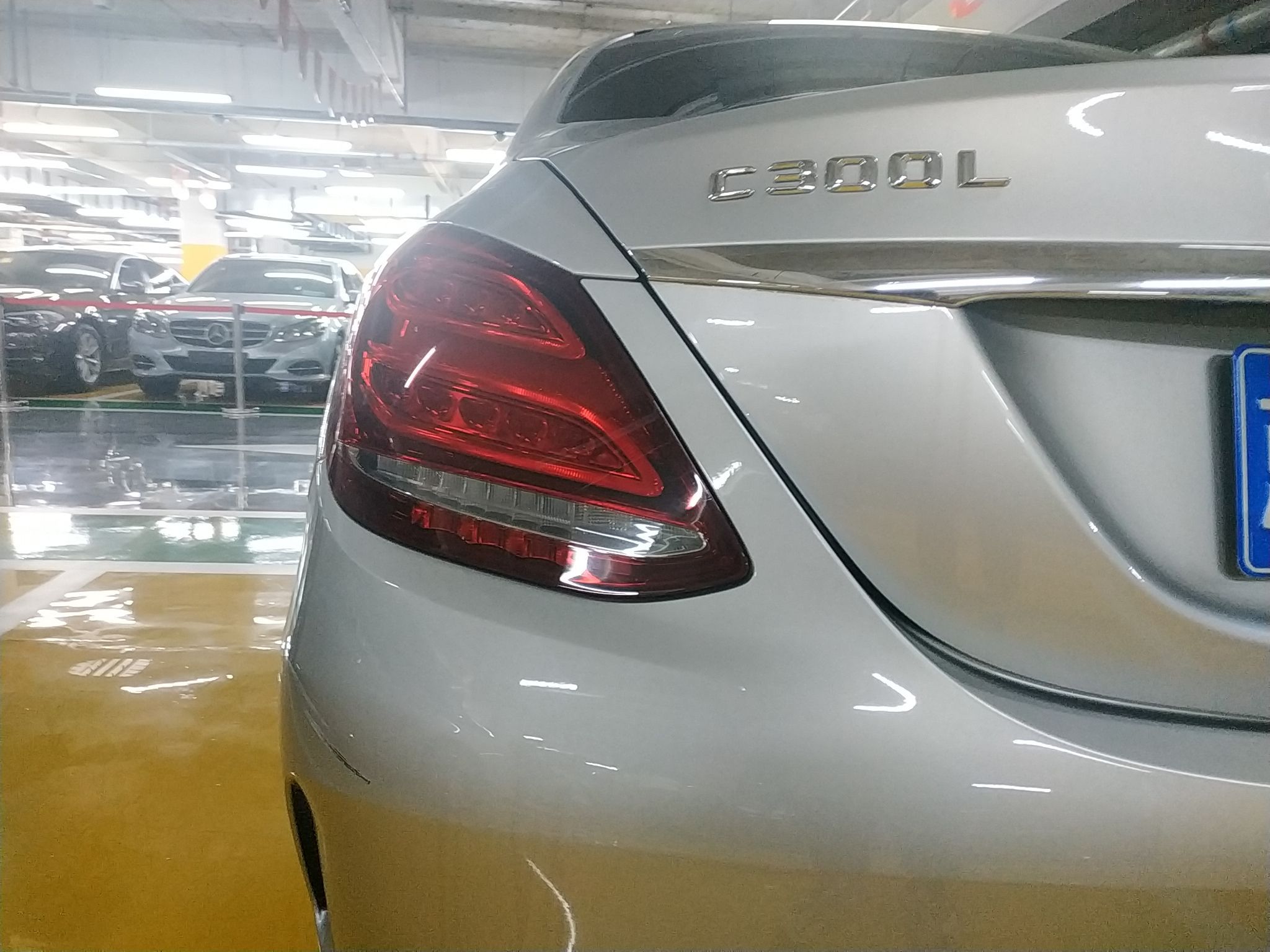 奔驰C级 C300L 2015款 2.0T 自动 运动型 (国Ⅴ) 