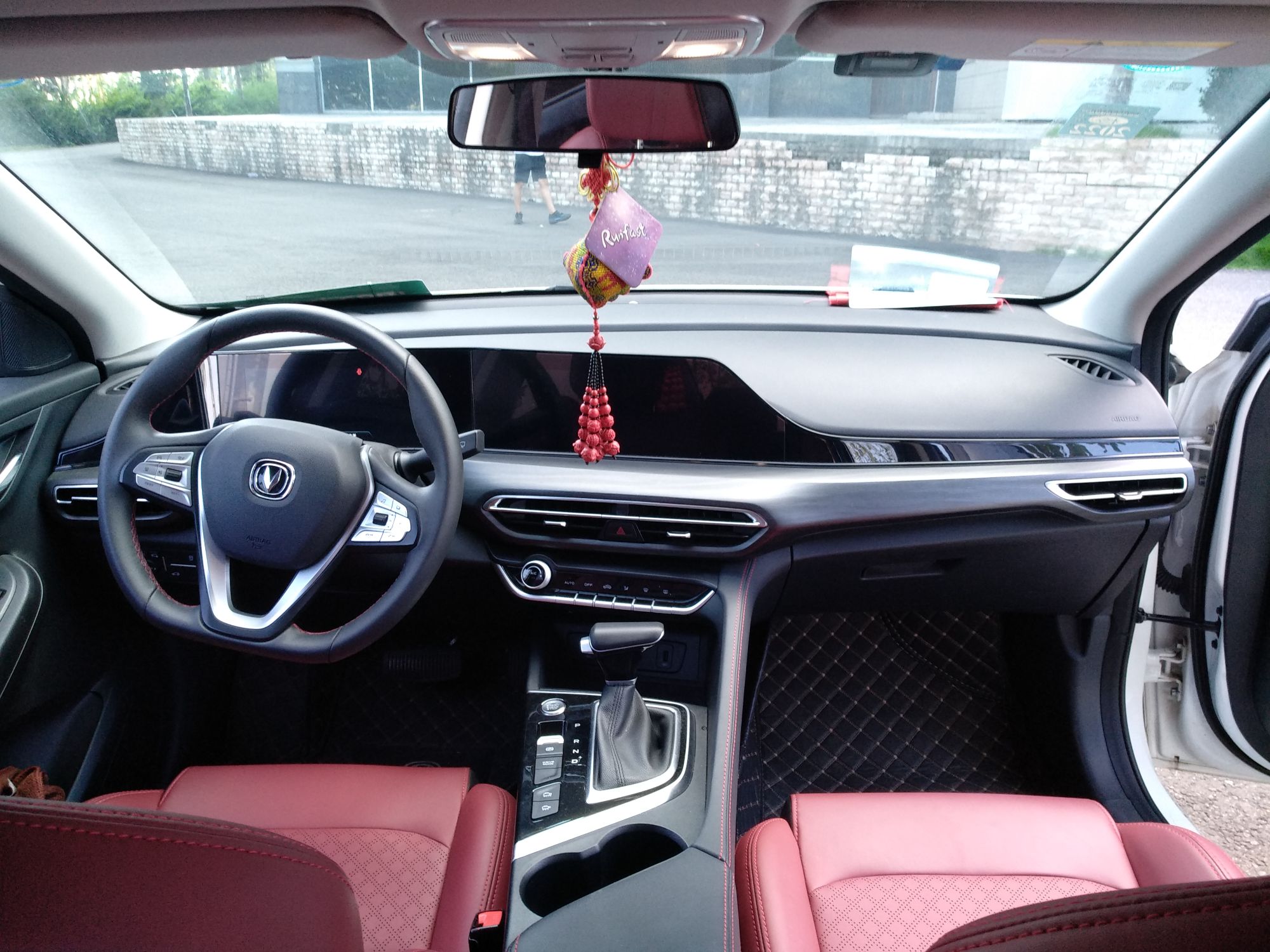 长安逸动plus2020款14t自动蓝鲸ne旗舰型gdi国Ⅵ