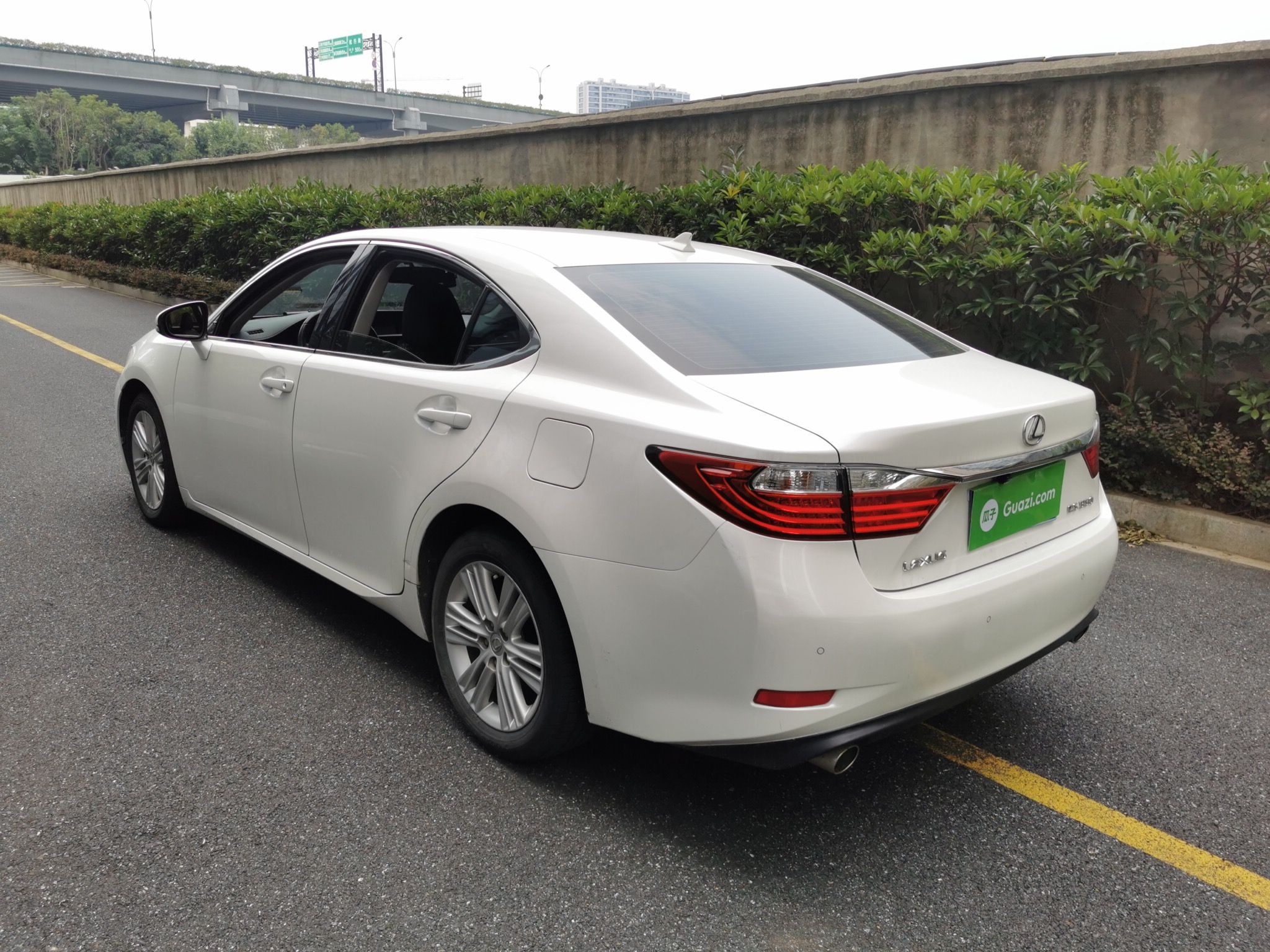 雷克萨斯es250进口2014款25l自动精英版欧Ⅳ
