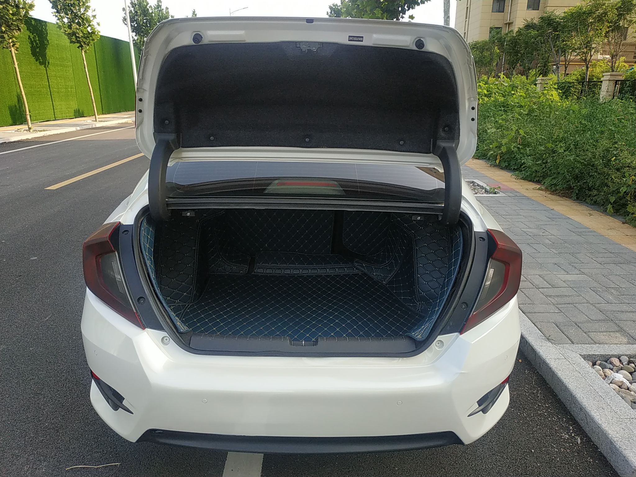 本田思域2019款15t自动劲动版220turbo国Ⅵ