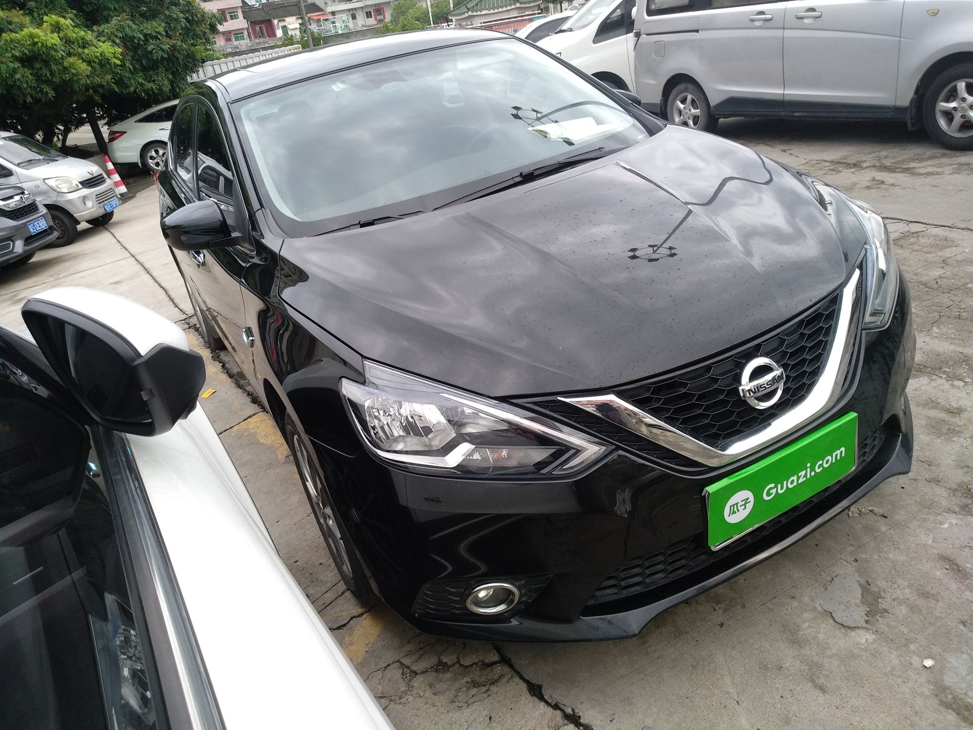 轩逸2019款(轩逸2019款二手车多少钱)