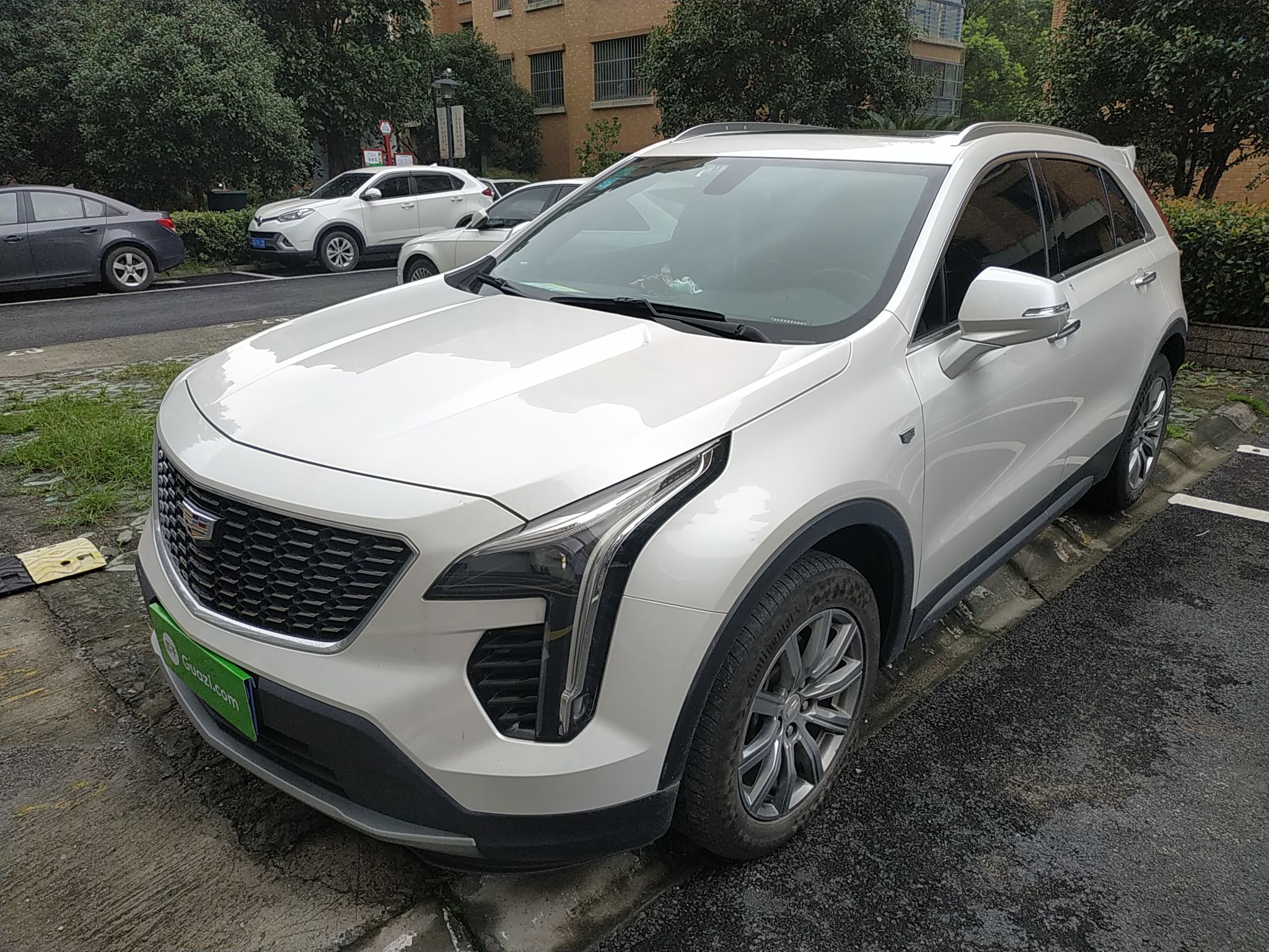 凯迪拉克xt42018款20t自动28t领先型国Ⅵ