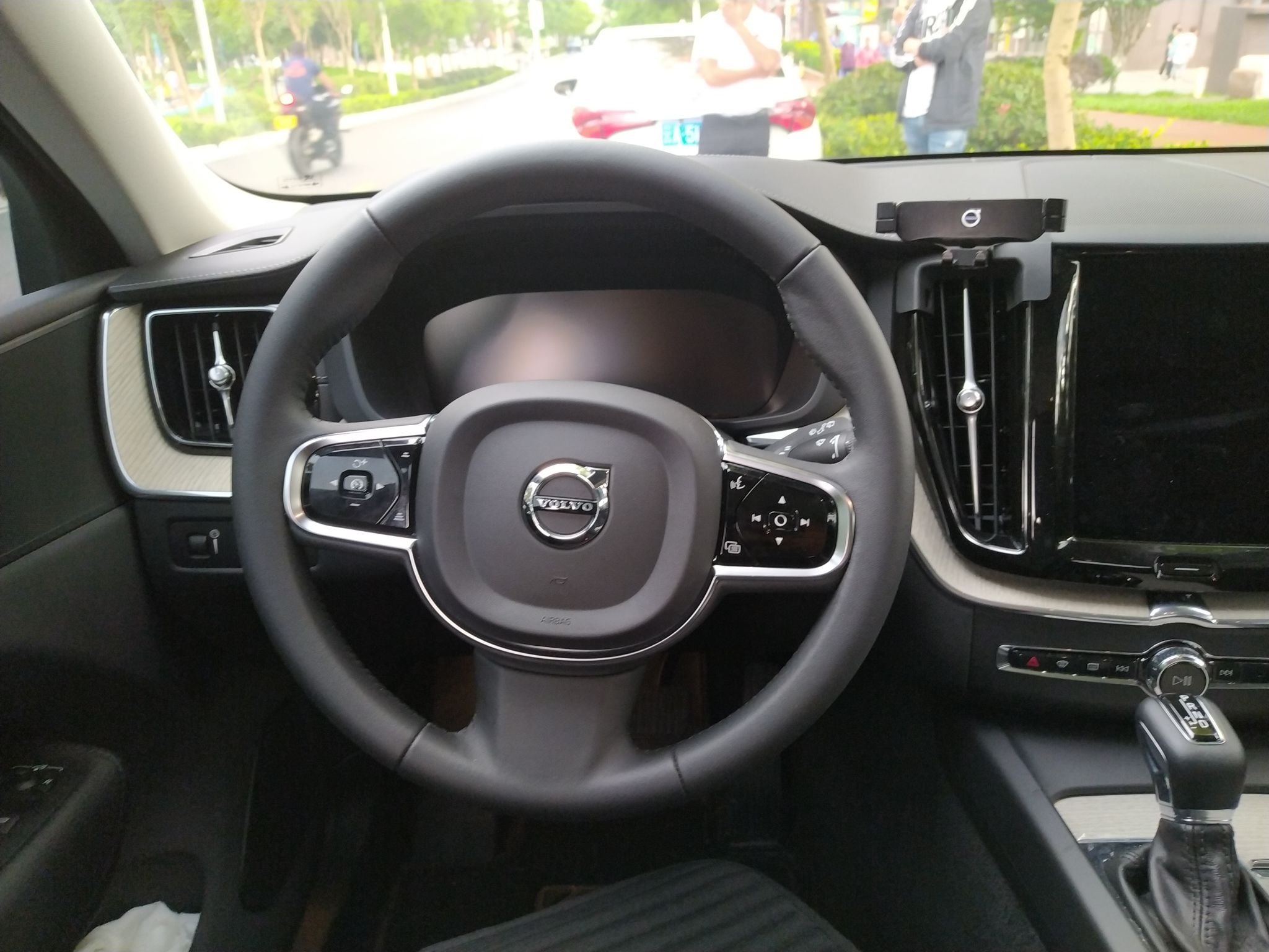 沃尔沃xc60t52021款20t自动智远豪华版国Ⅵ