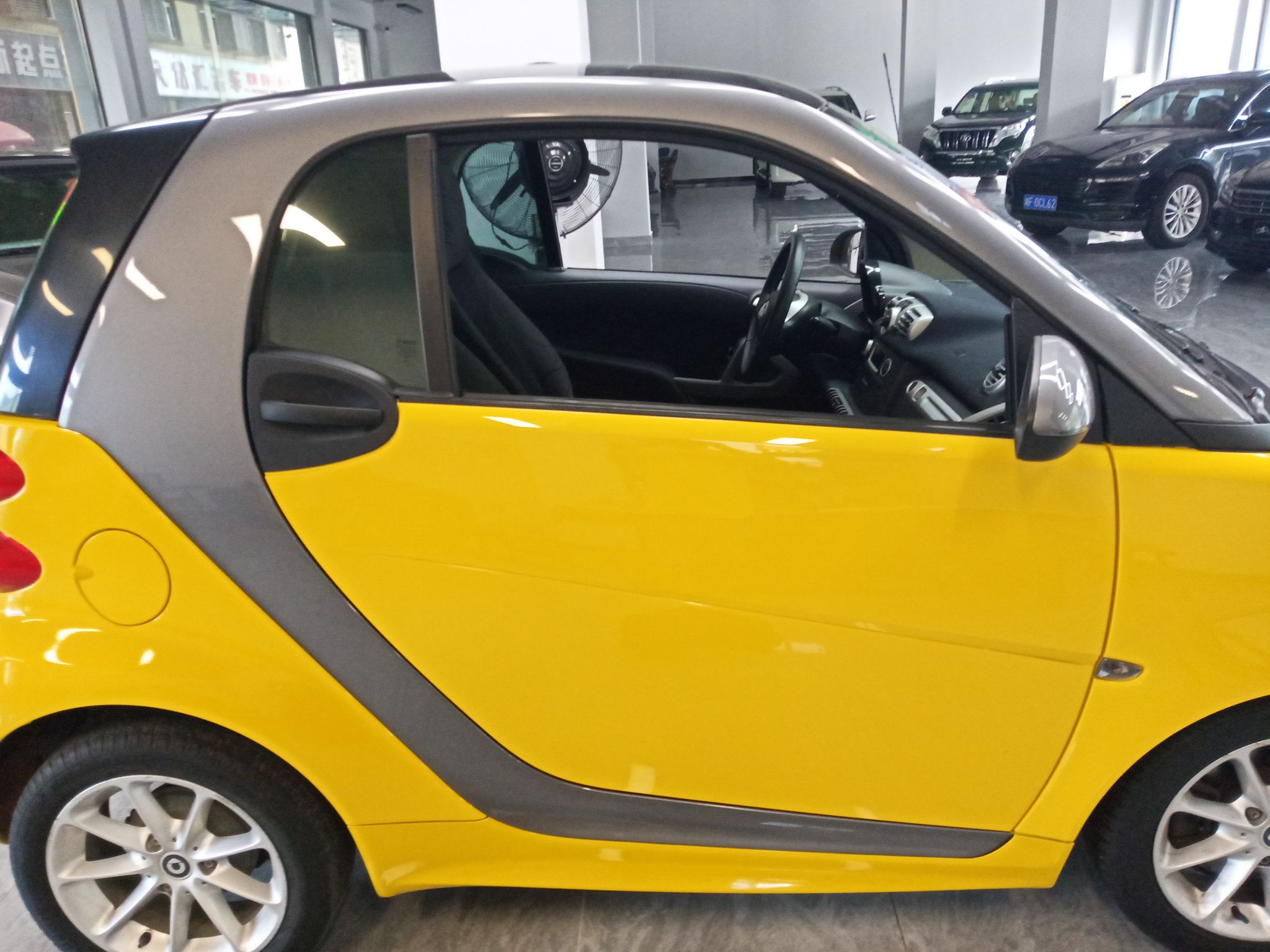 SmartForTwo [进口] 2012款 1.0L 自动 汽油 激情版 