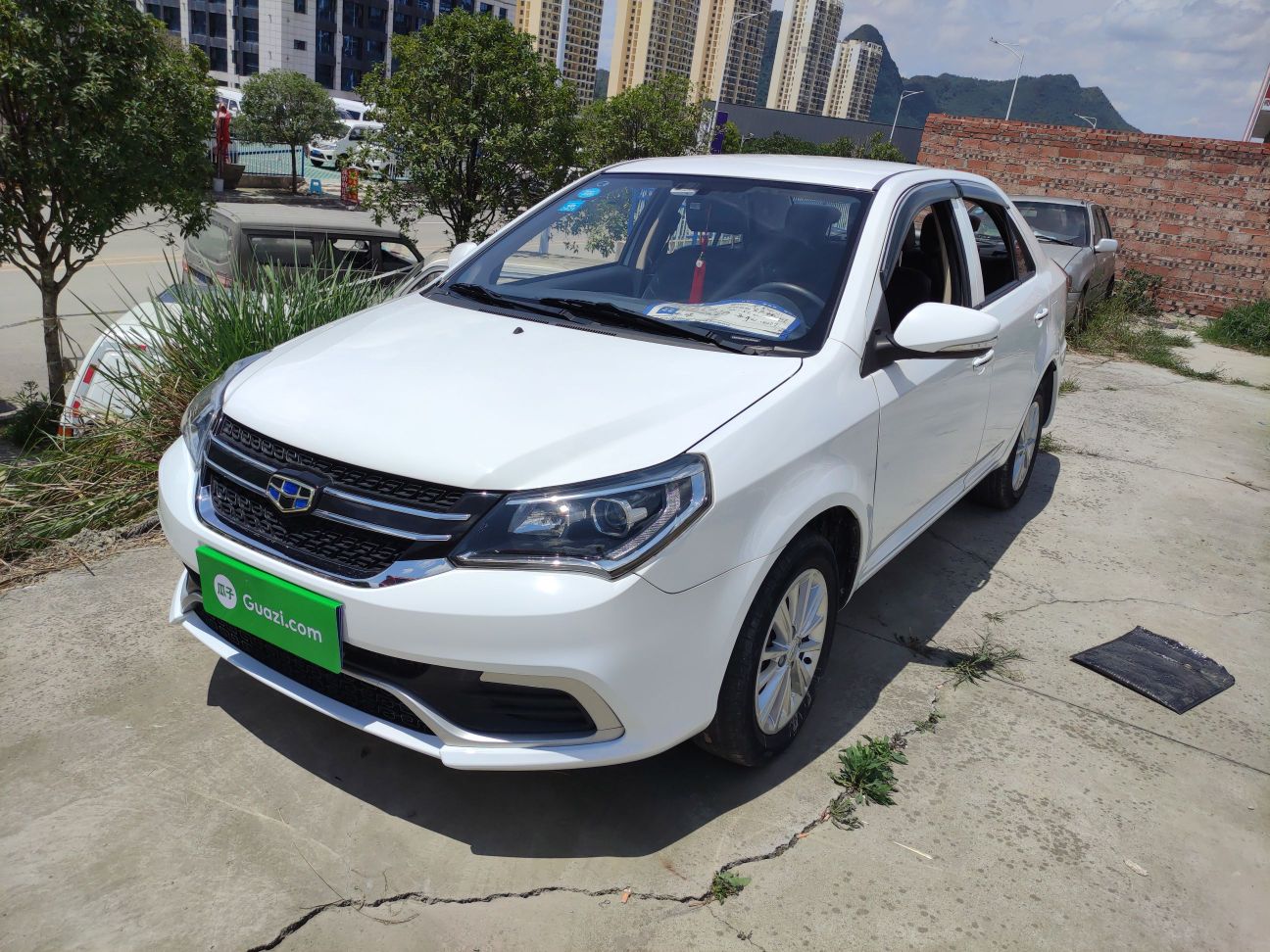 吉利金刚 2019款 1.5l 手动 4门5座三厢车 进取型 (国Ⅴ)