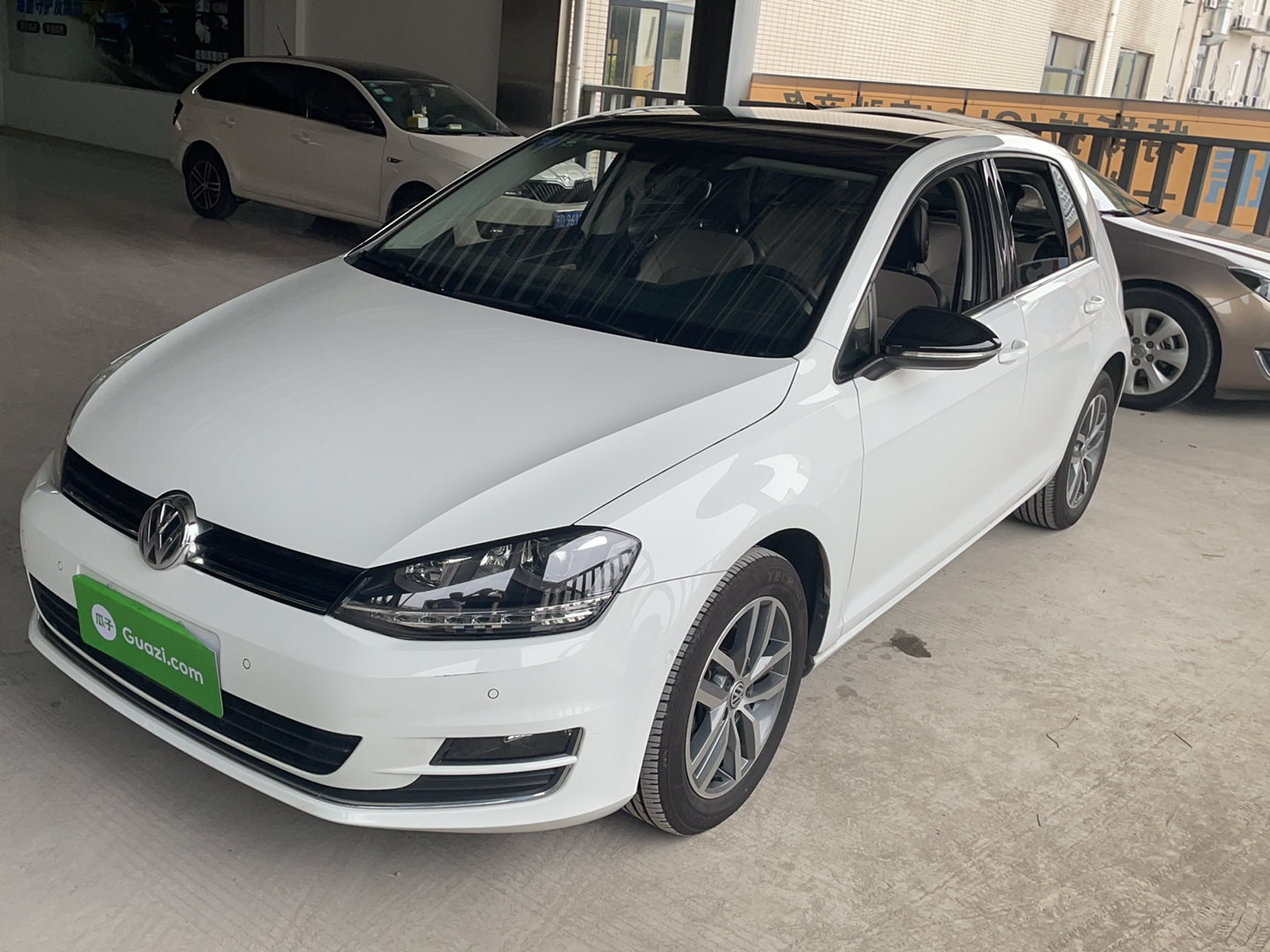 大众高尔夫 2017款 1.4t 自动 汽油 230tsi豪华百万辆纪念版 (国Ⅴ)