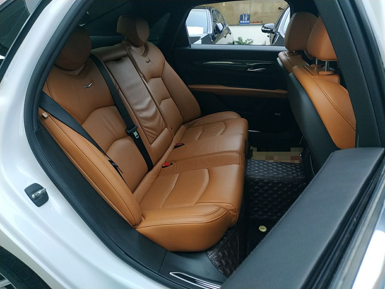 凯迪拉克ct62019款20t自动28t豪华型国Ⅵ