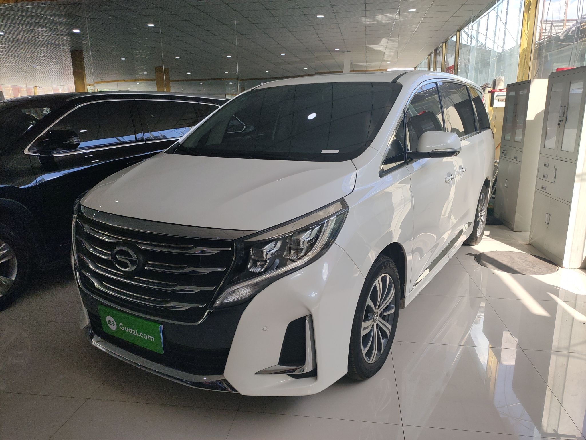 传祺gm82020款20t自动前驱390t领航款尊贵版国Ⅵ