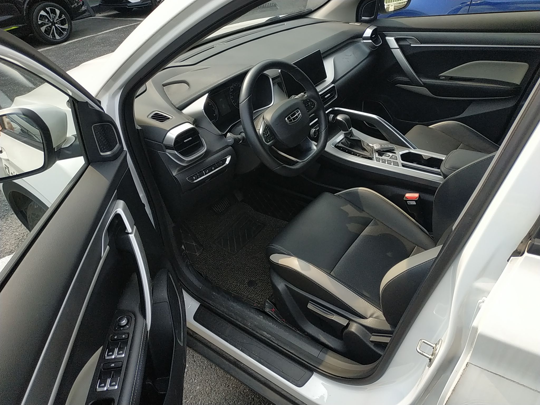 吉利缤越pro2020款14t自动240t猎手国Ⅵ