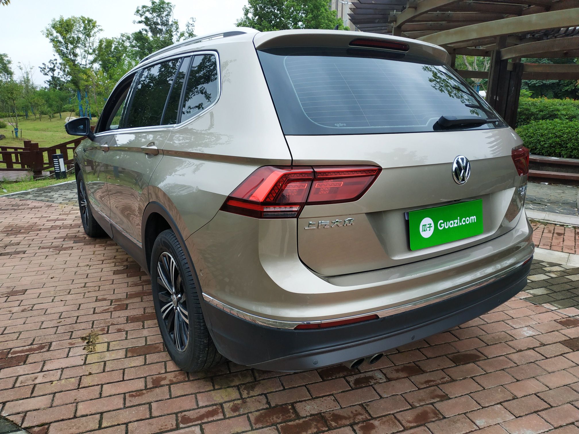 大众途观l2017款18t自动330tsi旗舰版国Ⅴ