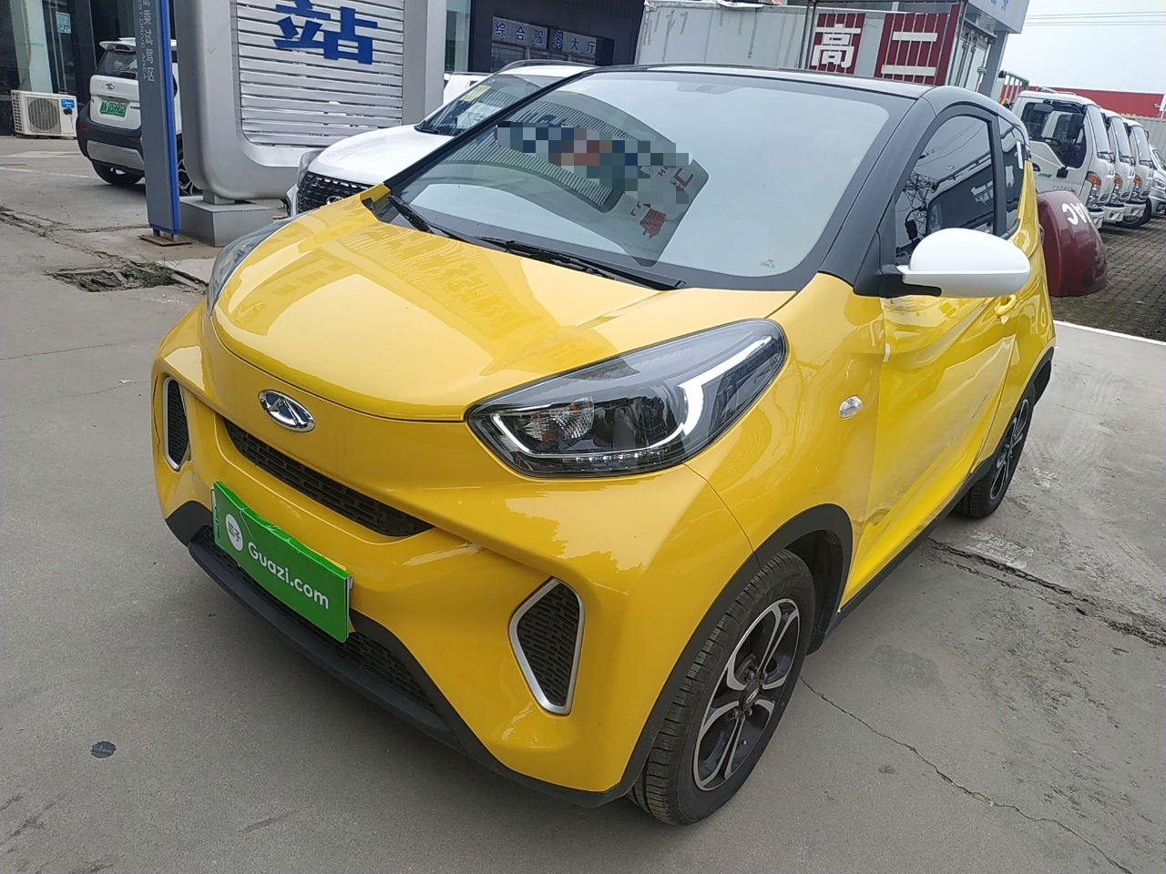 奇瑞eq1 2021款 自动 小蚂蚁15万蚁粉款蚁酷版 纯电动