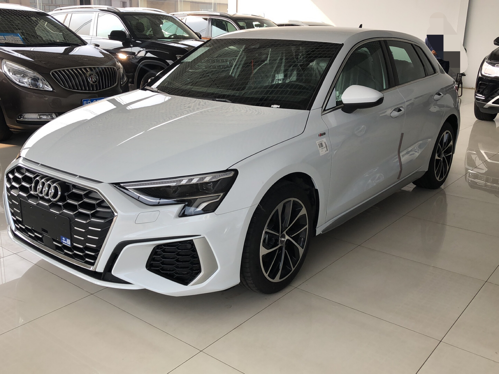 奥迪a335tfsi2021款14t自动汽油进取运动型sportback国Ⅵ
