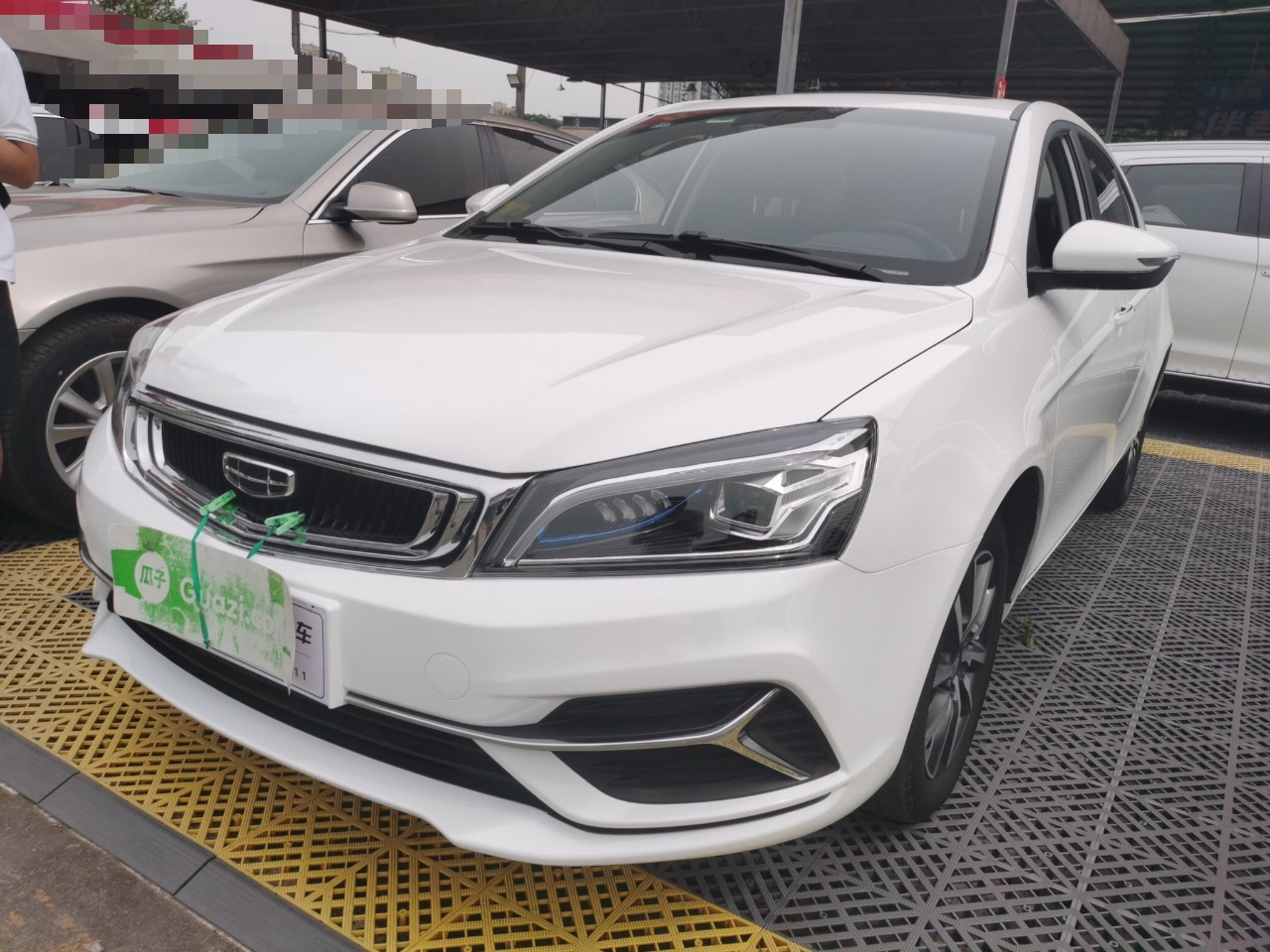 吉利帝豪 2019款 1.5l 自动 领军版向上互联型 (国Ⅵ)