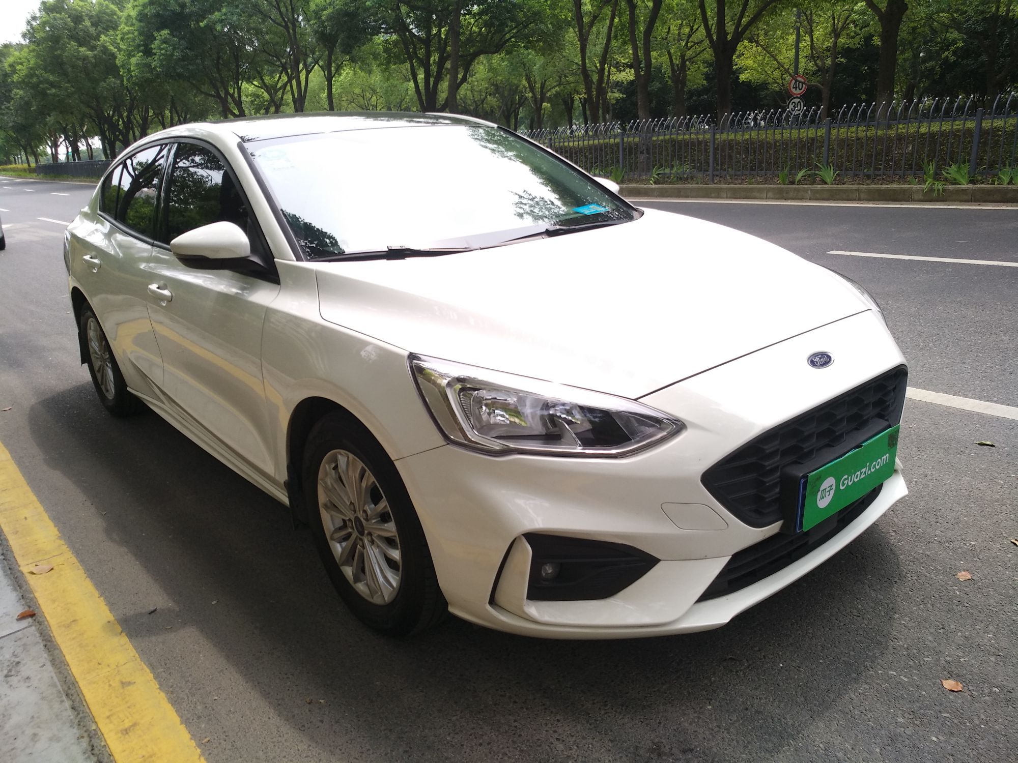 福特福克斯 2020款 1.5t 自动 4门5座三厢车 锋潮型 (国Ⅵ)