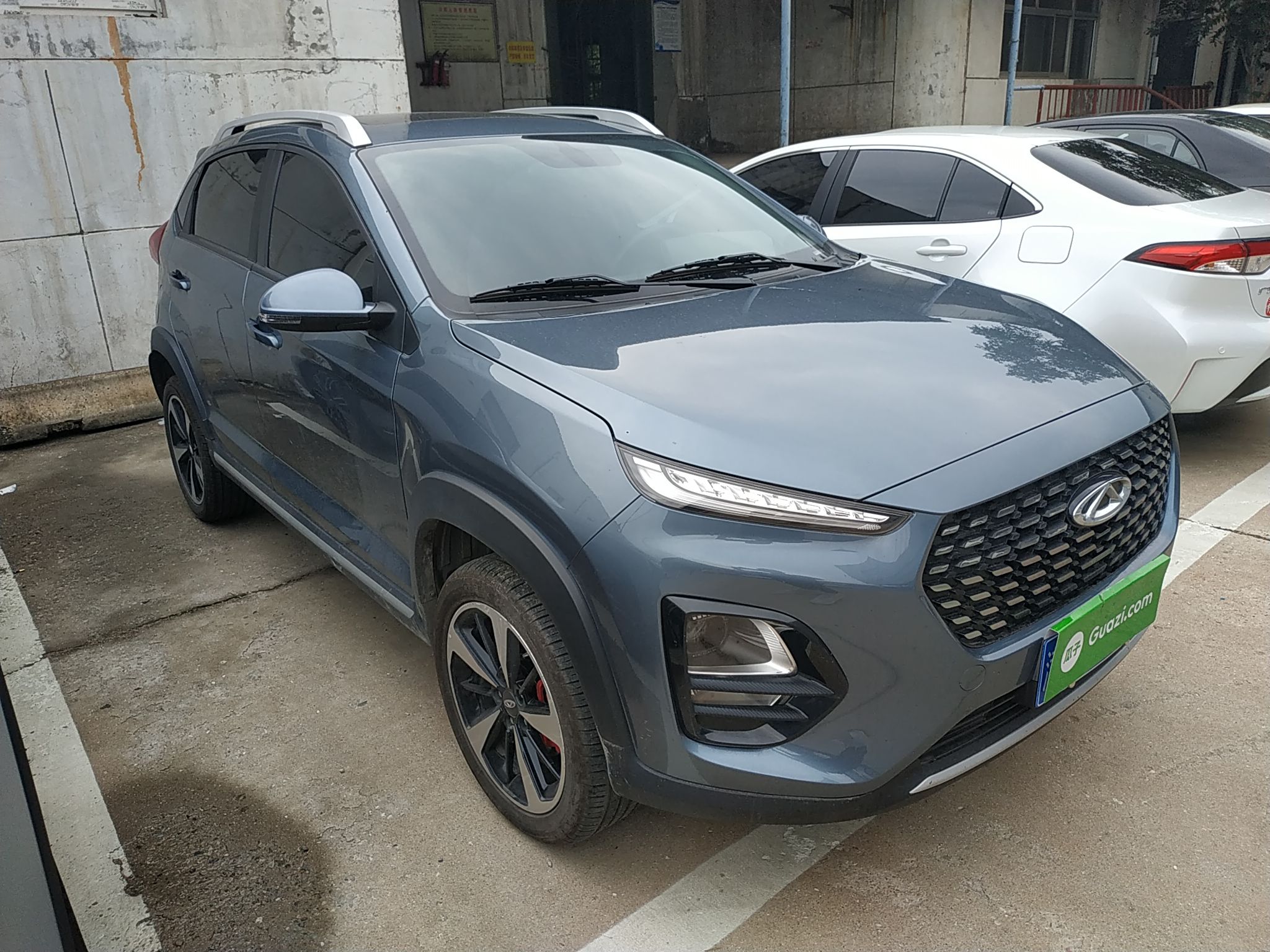 奇瑞瑞虎3x2021款15l自动尽兴松子版国Ⅵ