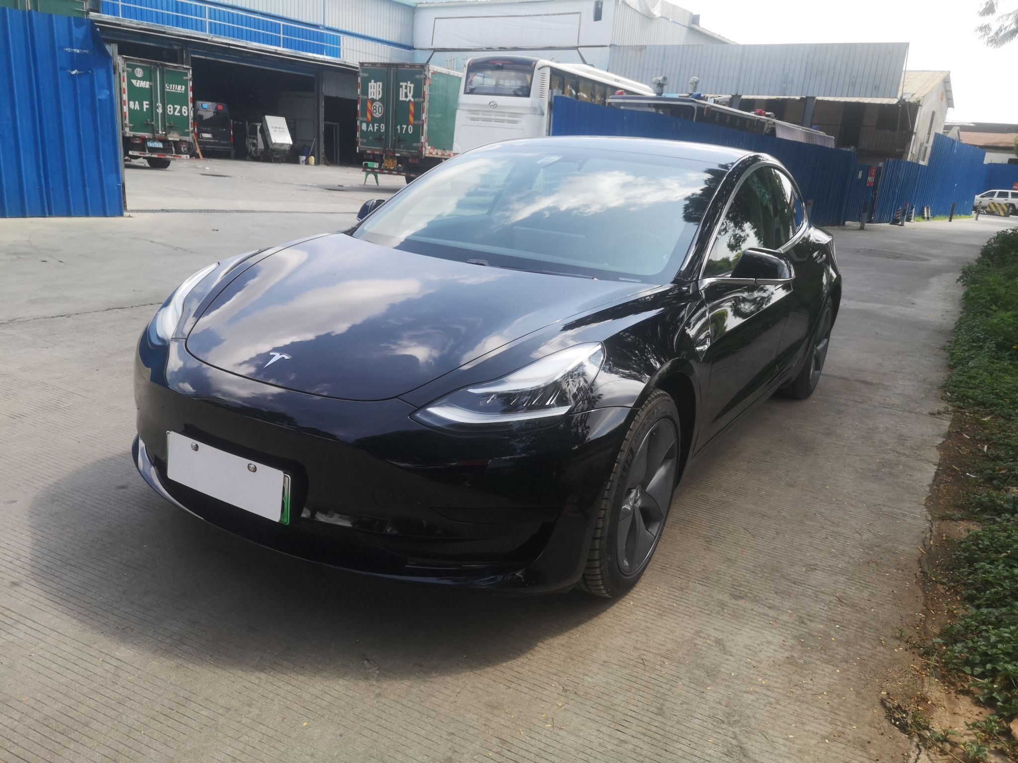 特斯拉model32020款自动改款标准续航升级版纯电动