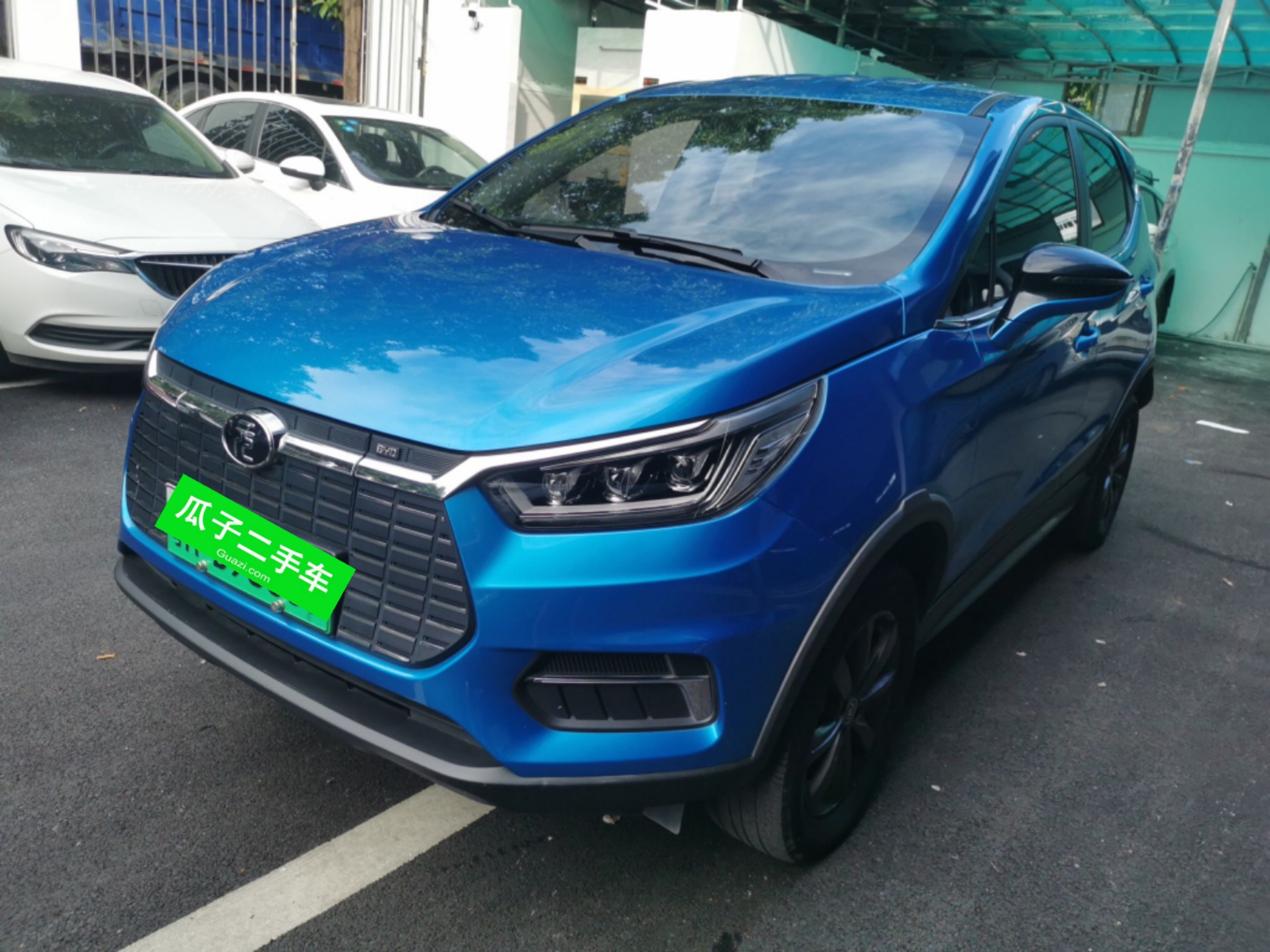 比亚迪元ev5352019款自动智联领潮型纯电动