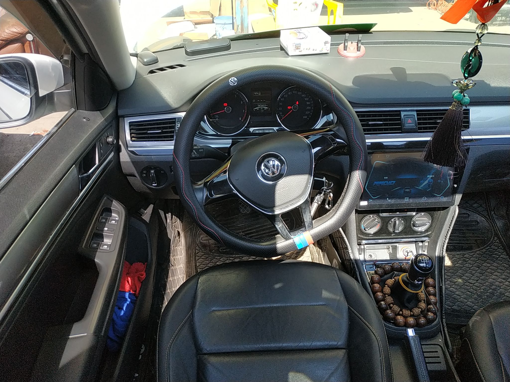 大众宝来2016款16l手动4门5座三厢车舒适型国Ⅴ