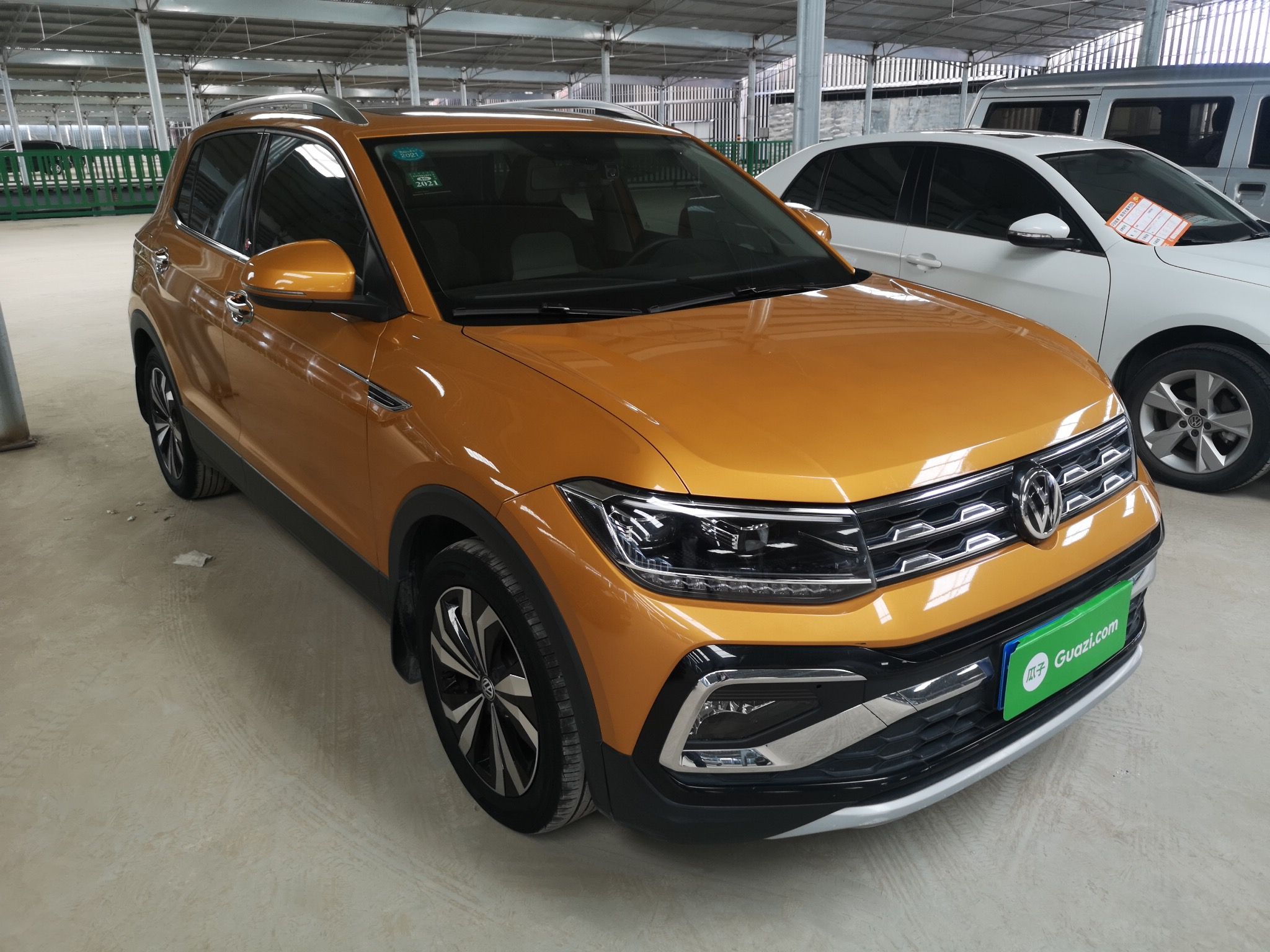 大众tcross途铠2019款14t自动280tsi豪华版国Ⅵ