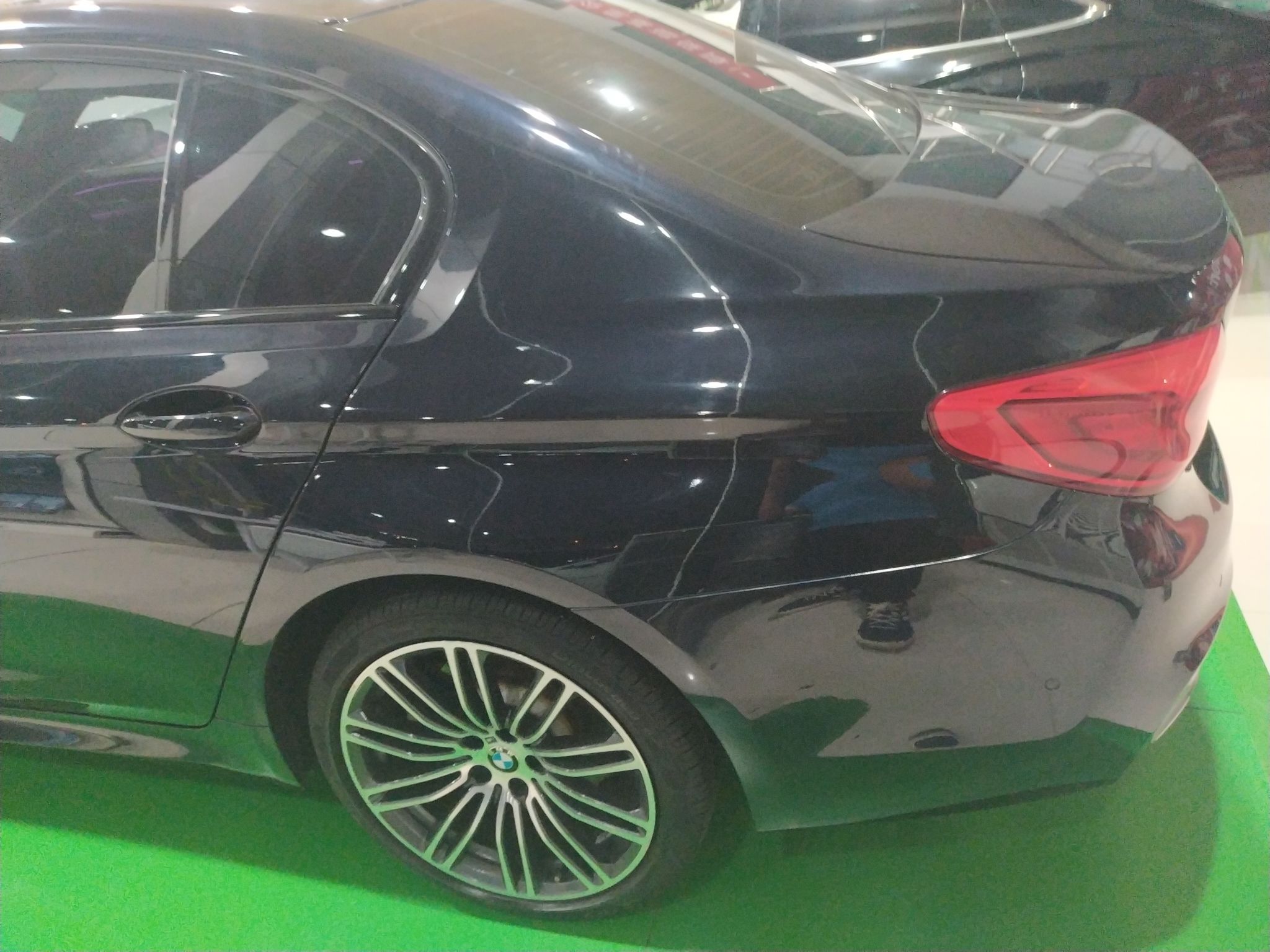 宝马5系 530Li 2019款 2.0T 自动 汽油 尊享型M运动套装 (国Ⅴ) 