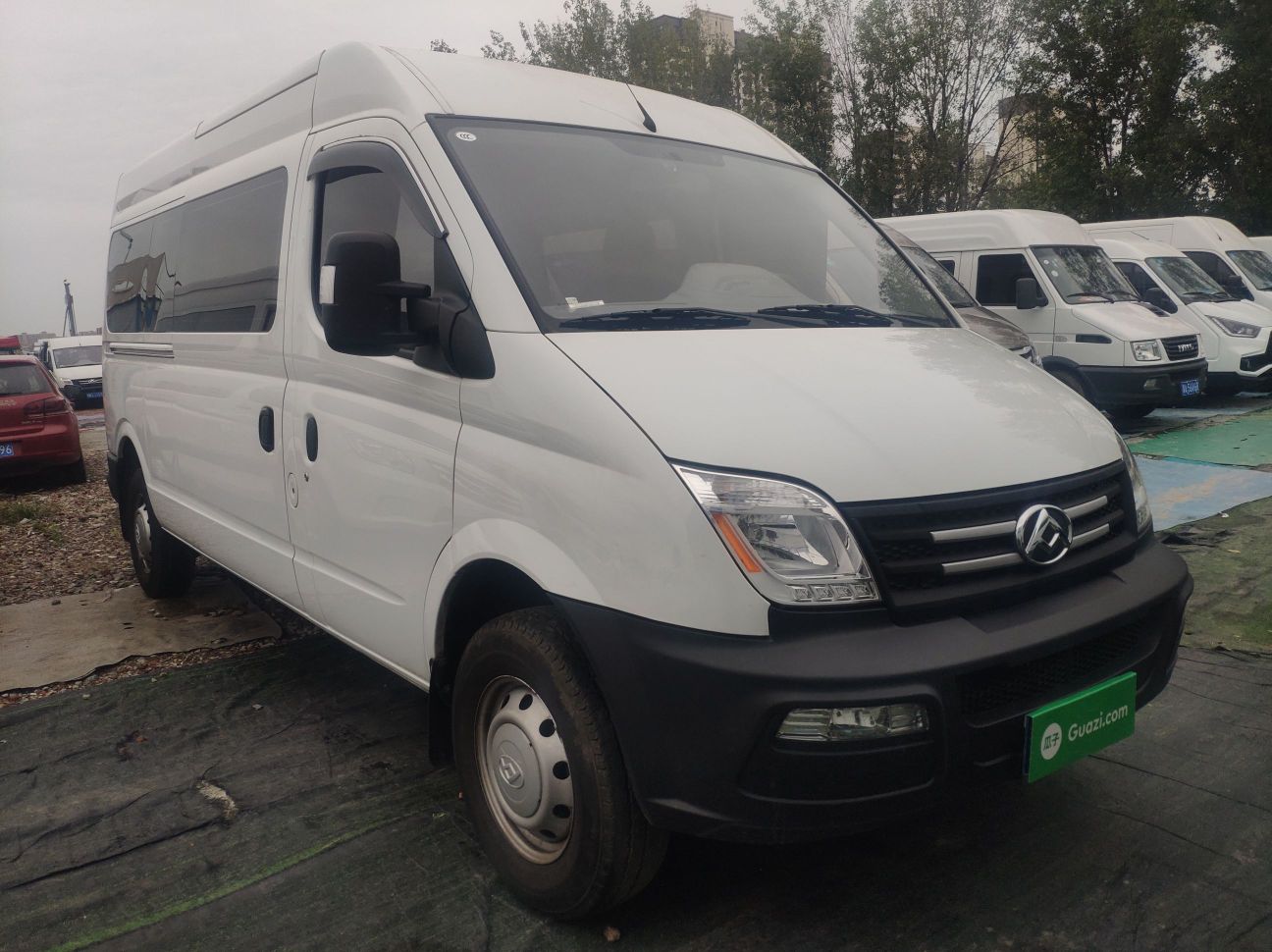 maxus迈克萨斯v80 2019款 2.5t 手动 经典款傲运通长轴中顶 (国Ⅴ)