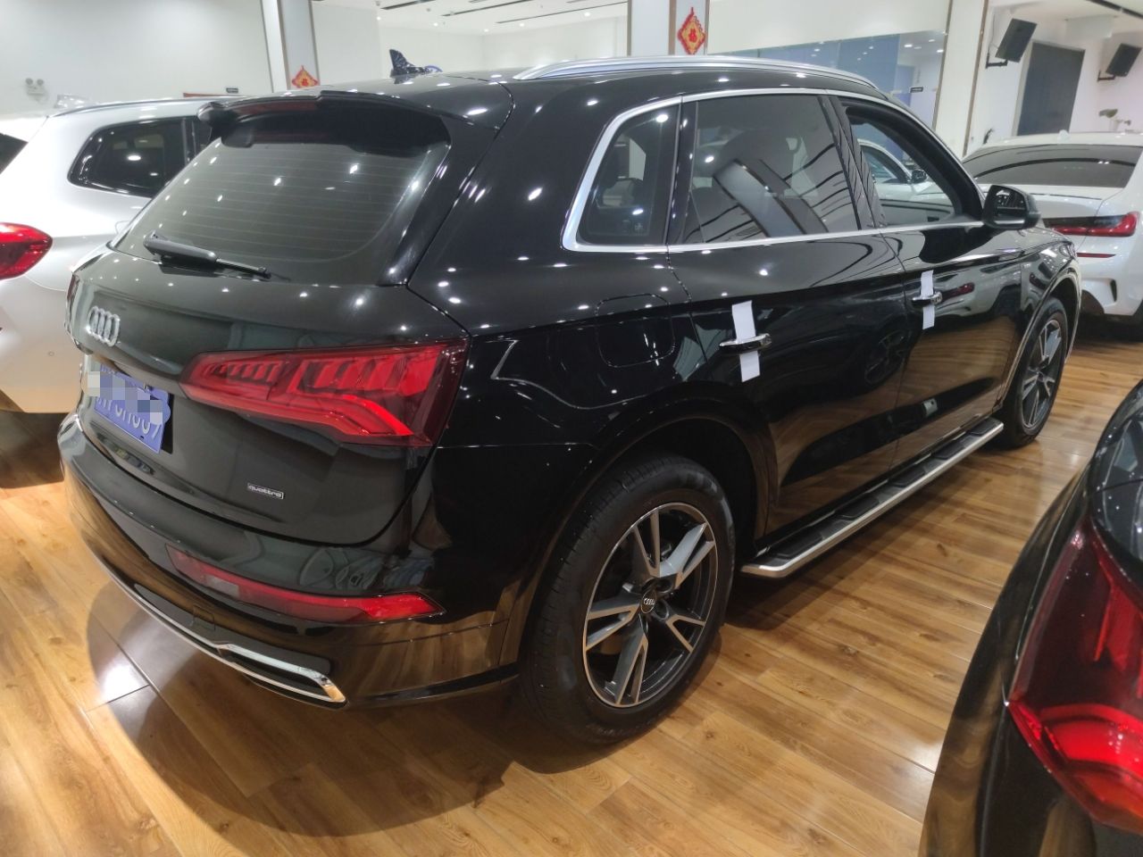 奥迪Q5L 40TFSI 2020款 2.0T 自动 改款荣享时尚型 (国Ⅵ) 